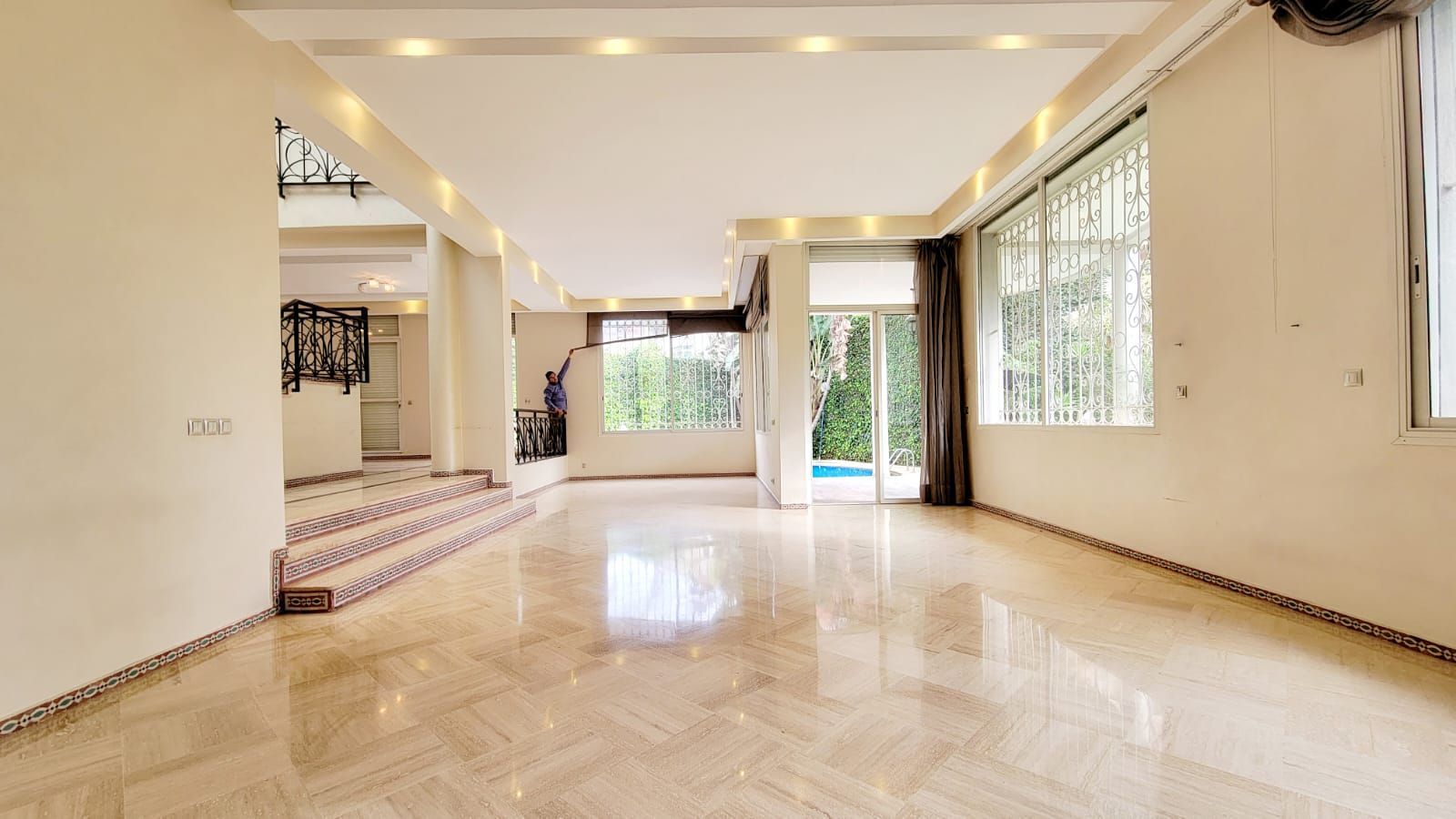 Villa 480 m² à Sidi Maarouf — 55