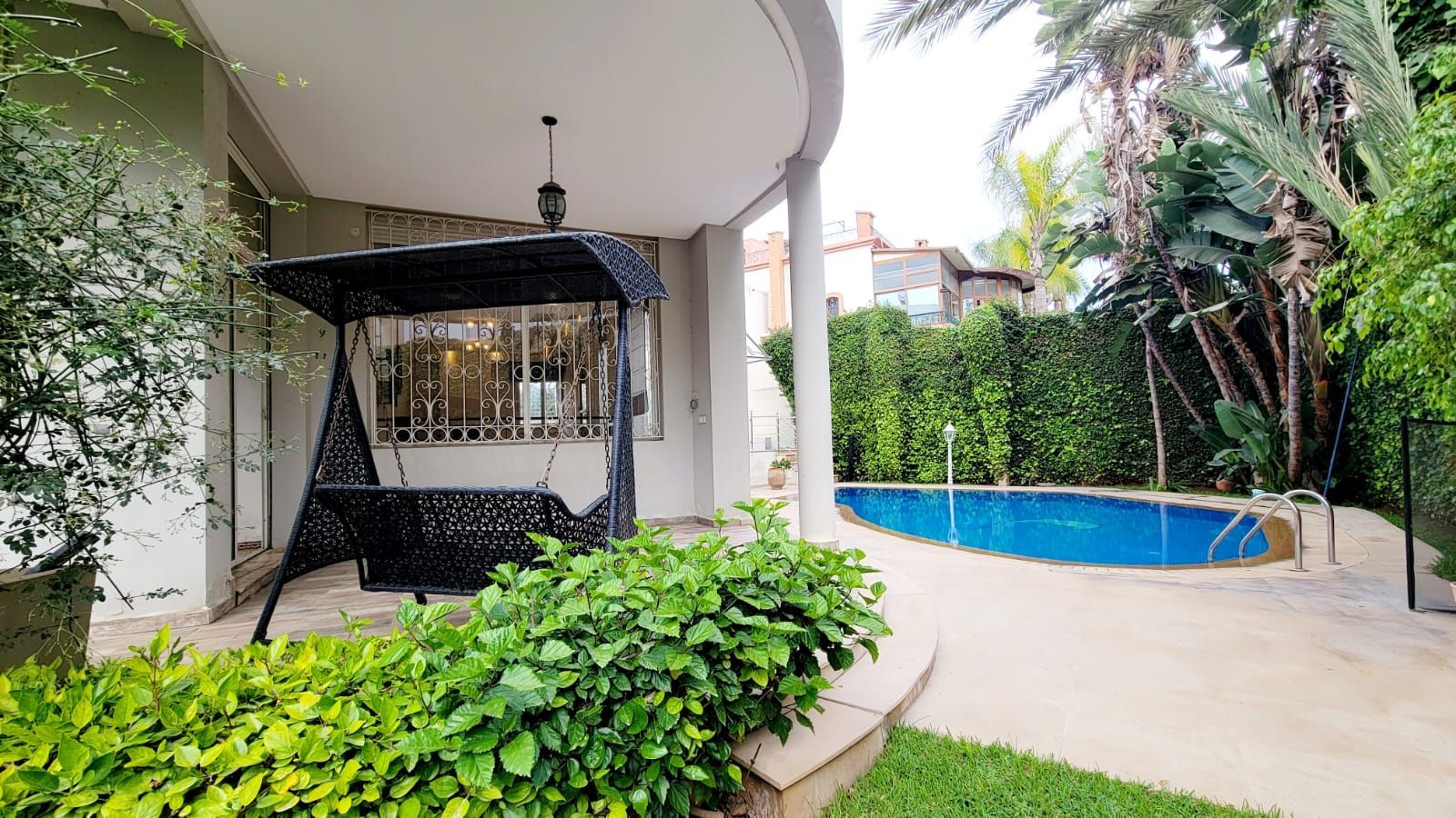 Villa 480 m² à Sidi Maarouf — 41