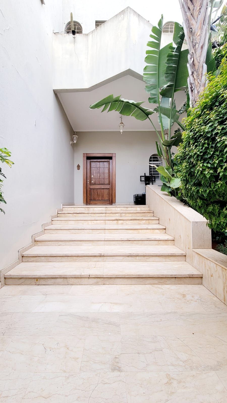 Villa 480 m² à Sidi Maarouf — 42