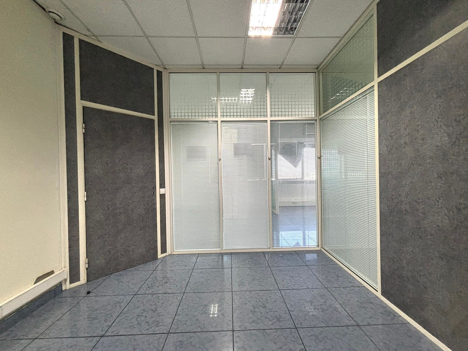 Bureau — Casablanca — 6