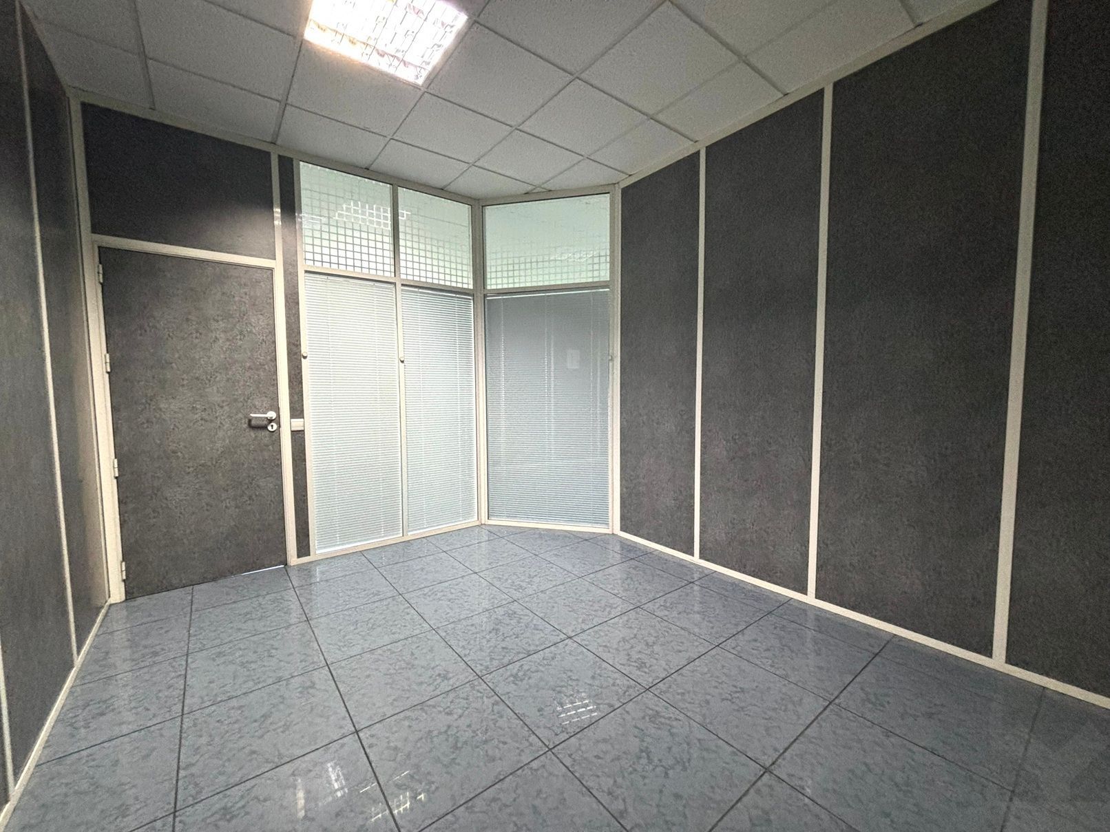Bureau 203 m² à Racine — 11