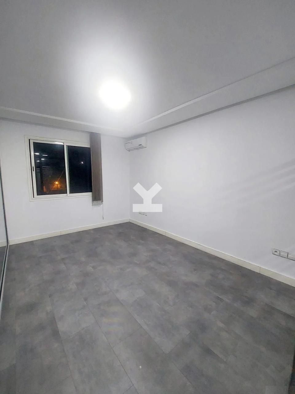 Bureau 70 m² à Beausejour — 4