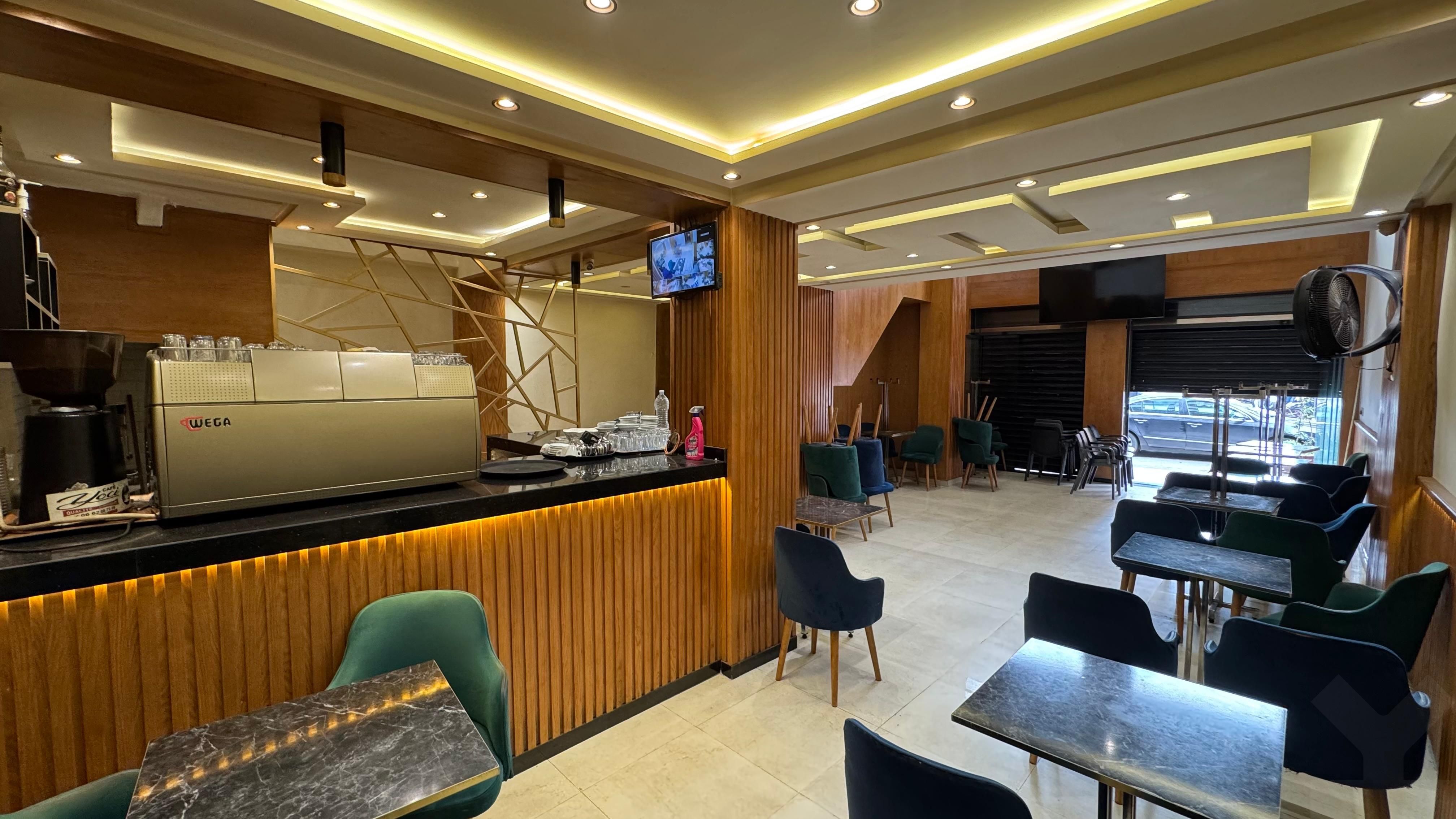 Local commercial 99 m² à Derb Sultan — 8