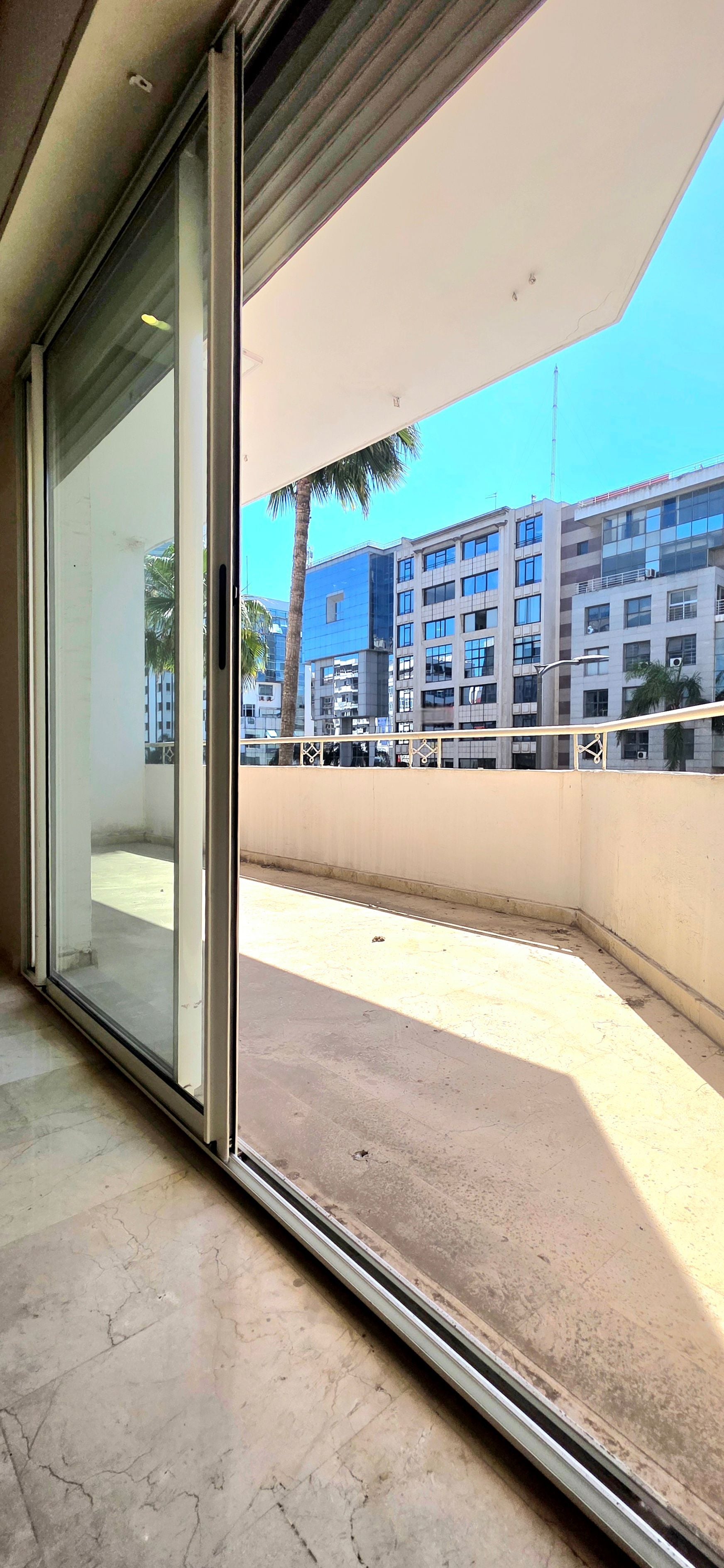 Bureau — Casablanca — 5