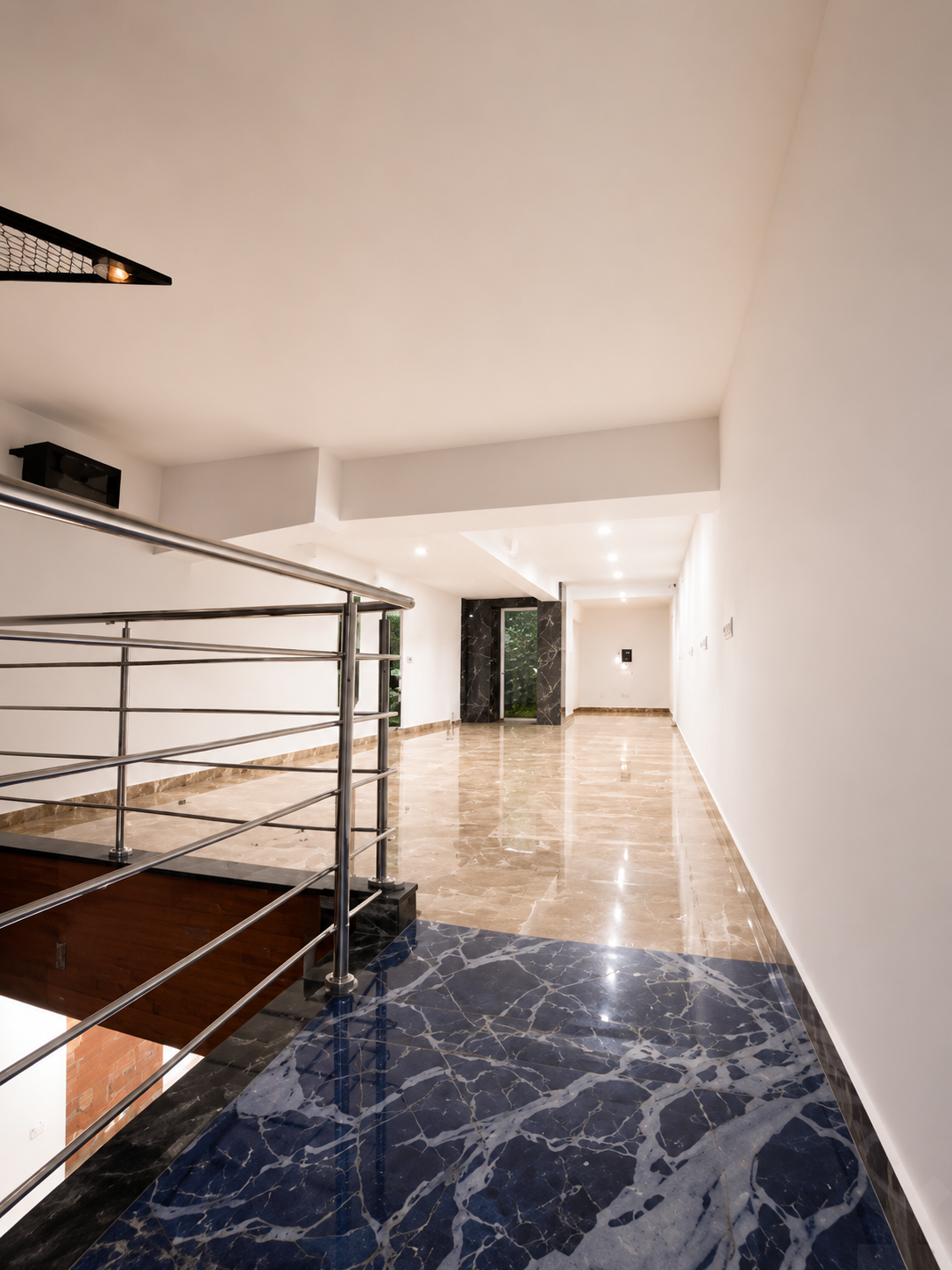 Local commercial — Casablanca