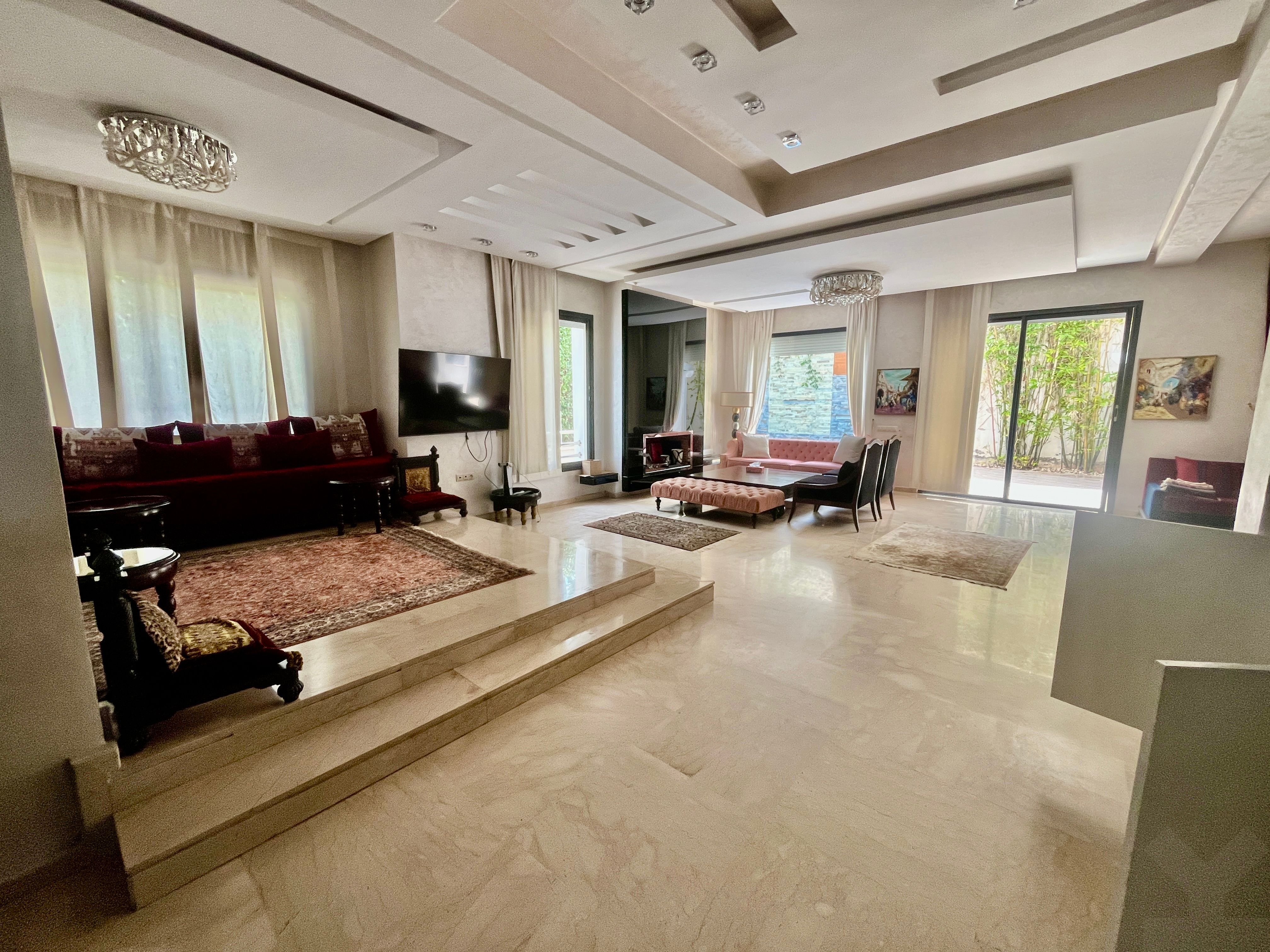 Villa 317 m² f Ain Diab — 7