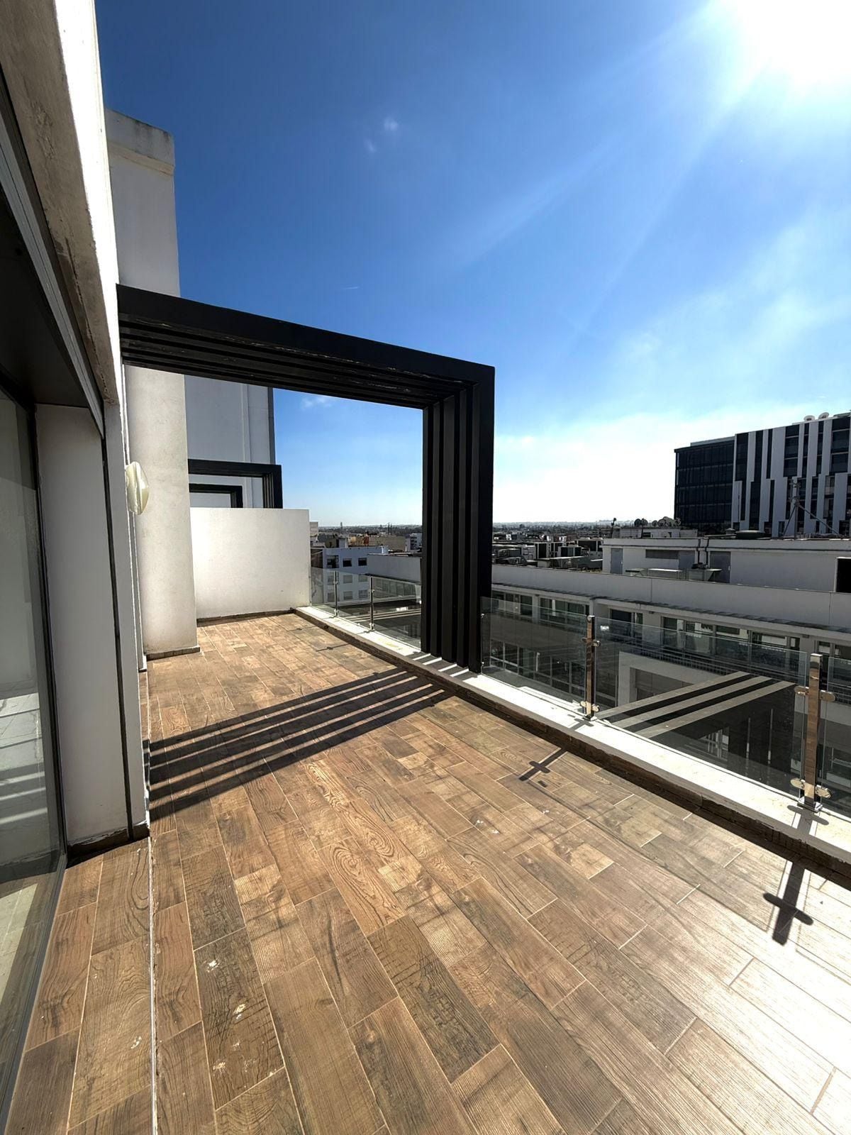 Bureau 79 m² à Hopitaux — 10