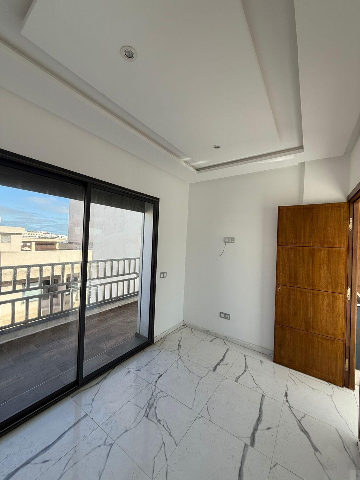 Bureau — Casablanca — 5