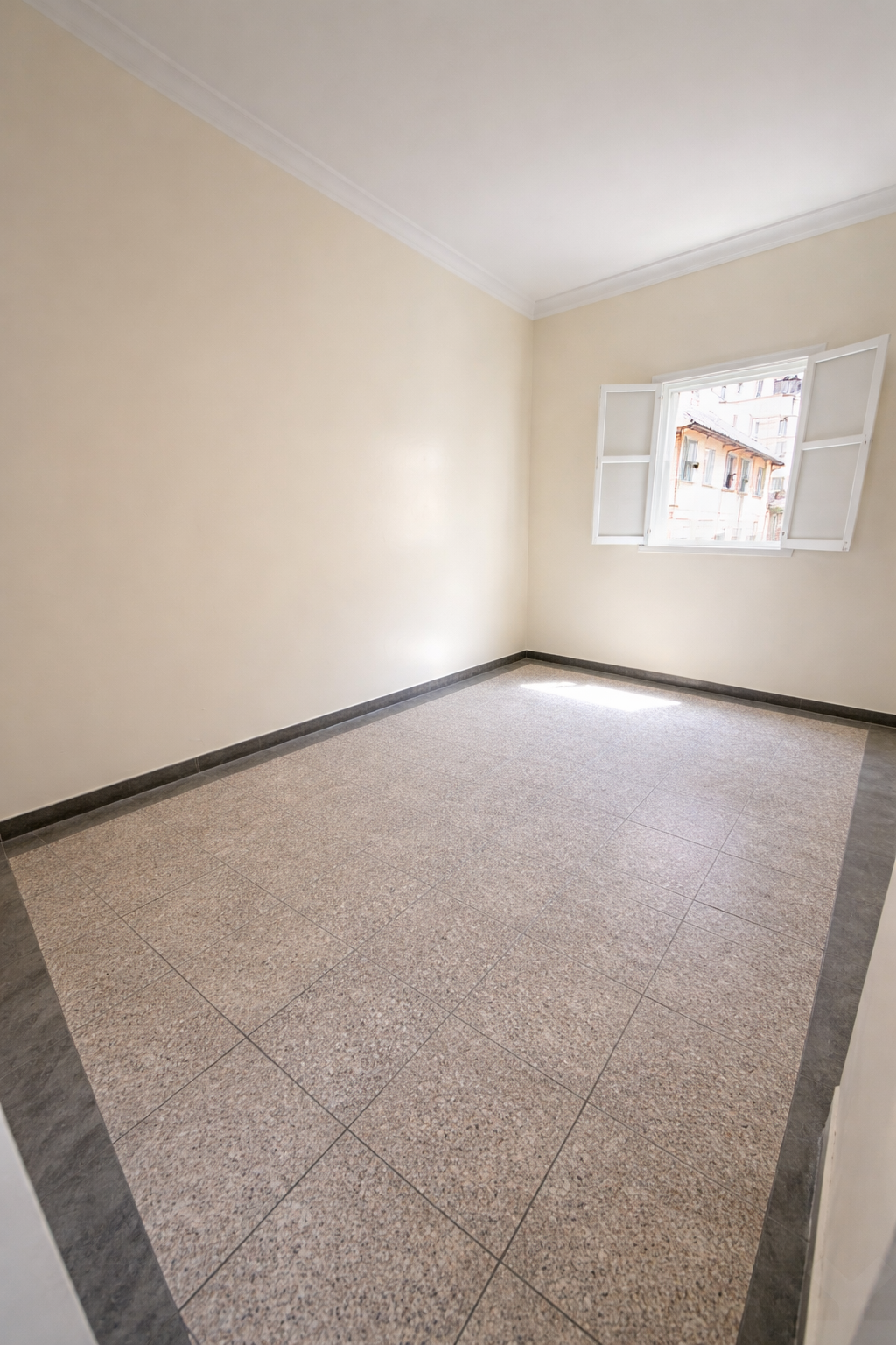 Maison 99 m² à Sidi Bernoussi — 12