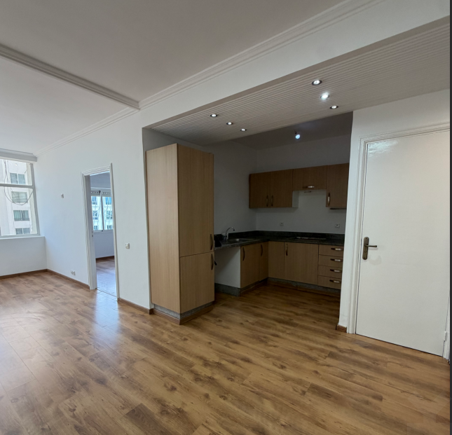 Bureau 51 m² à Hopitaux — 4