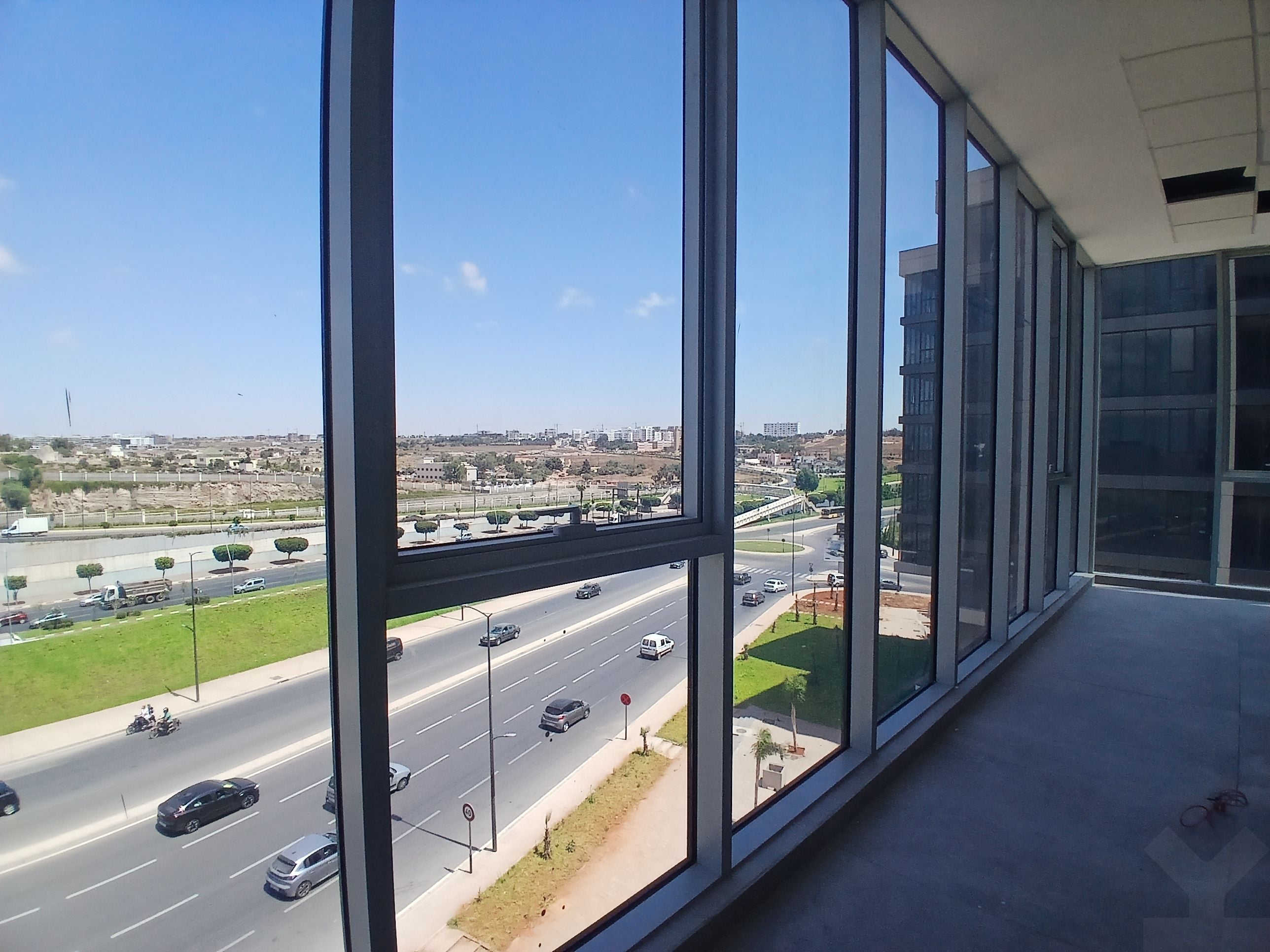 Bureau 149 m² à Sidi Maarouf — 2