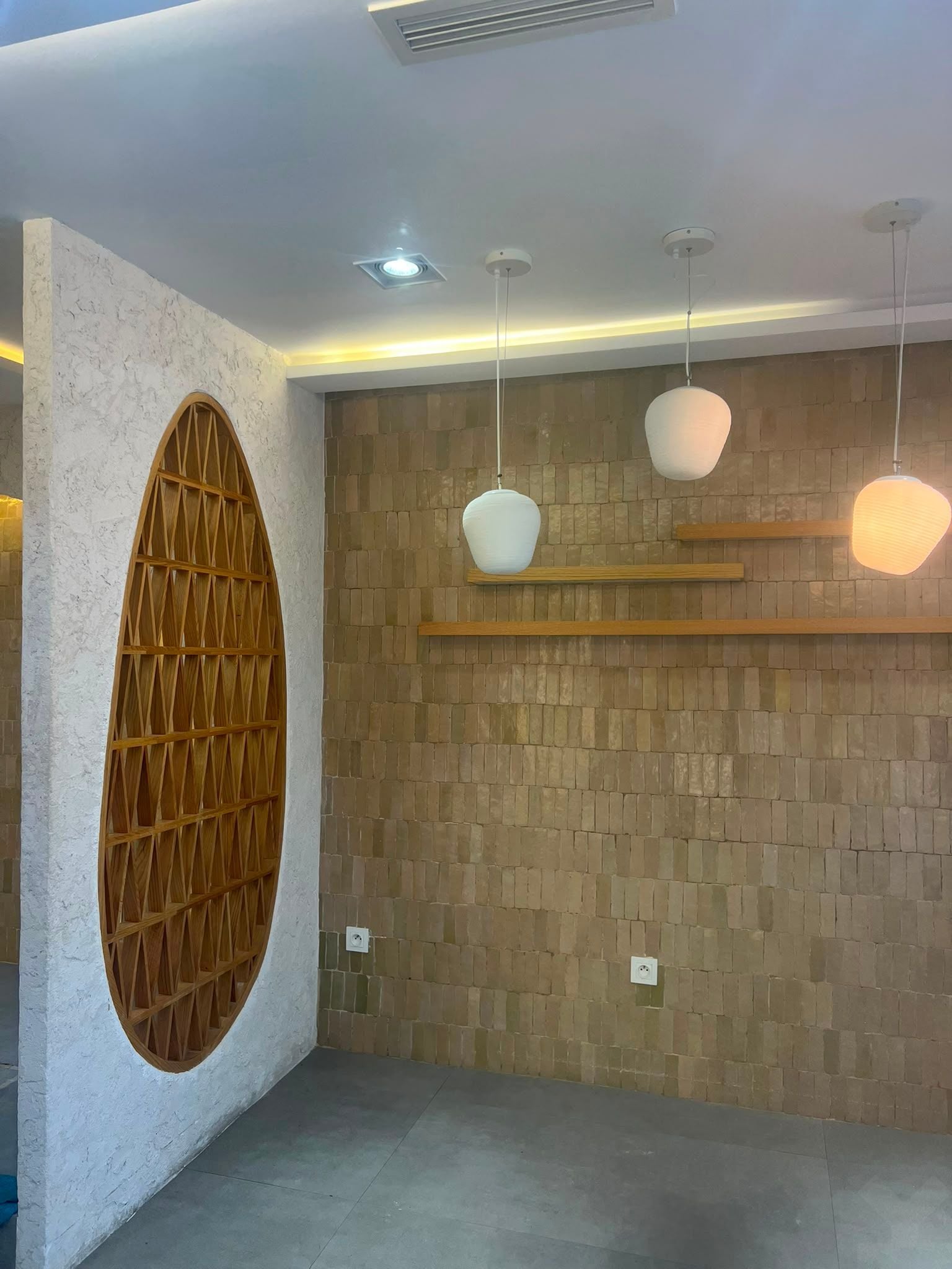 Local commercial 97 m² à Oasis — 10