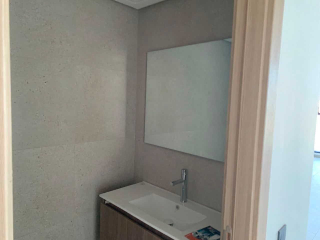Bureaux neufs à louer de 57 m² — 3