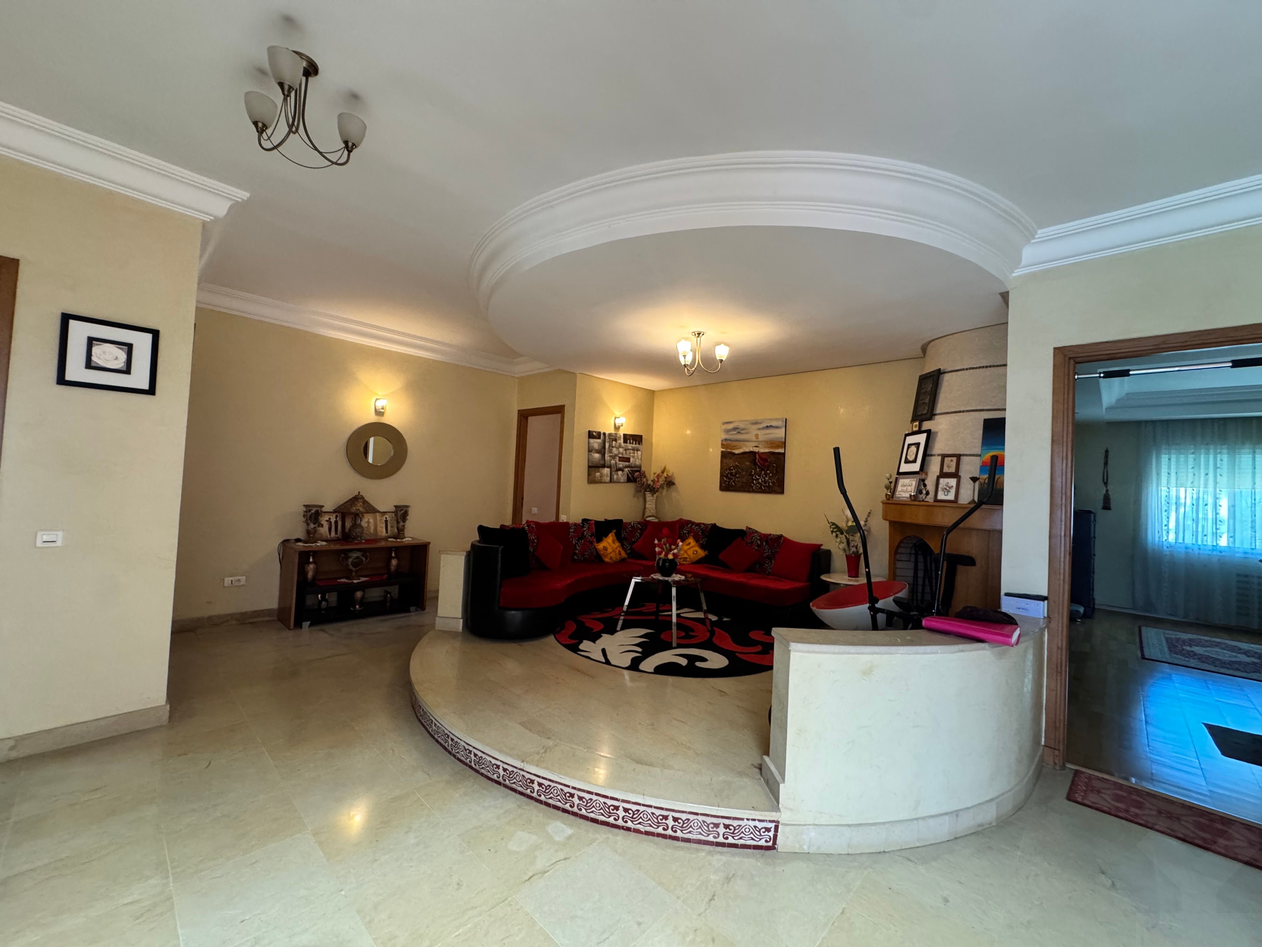 Villa — Casablanca