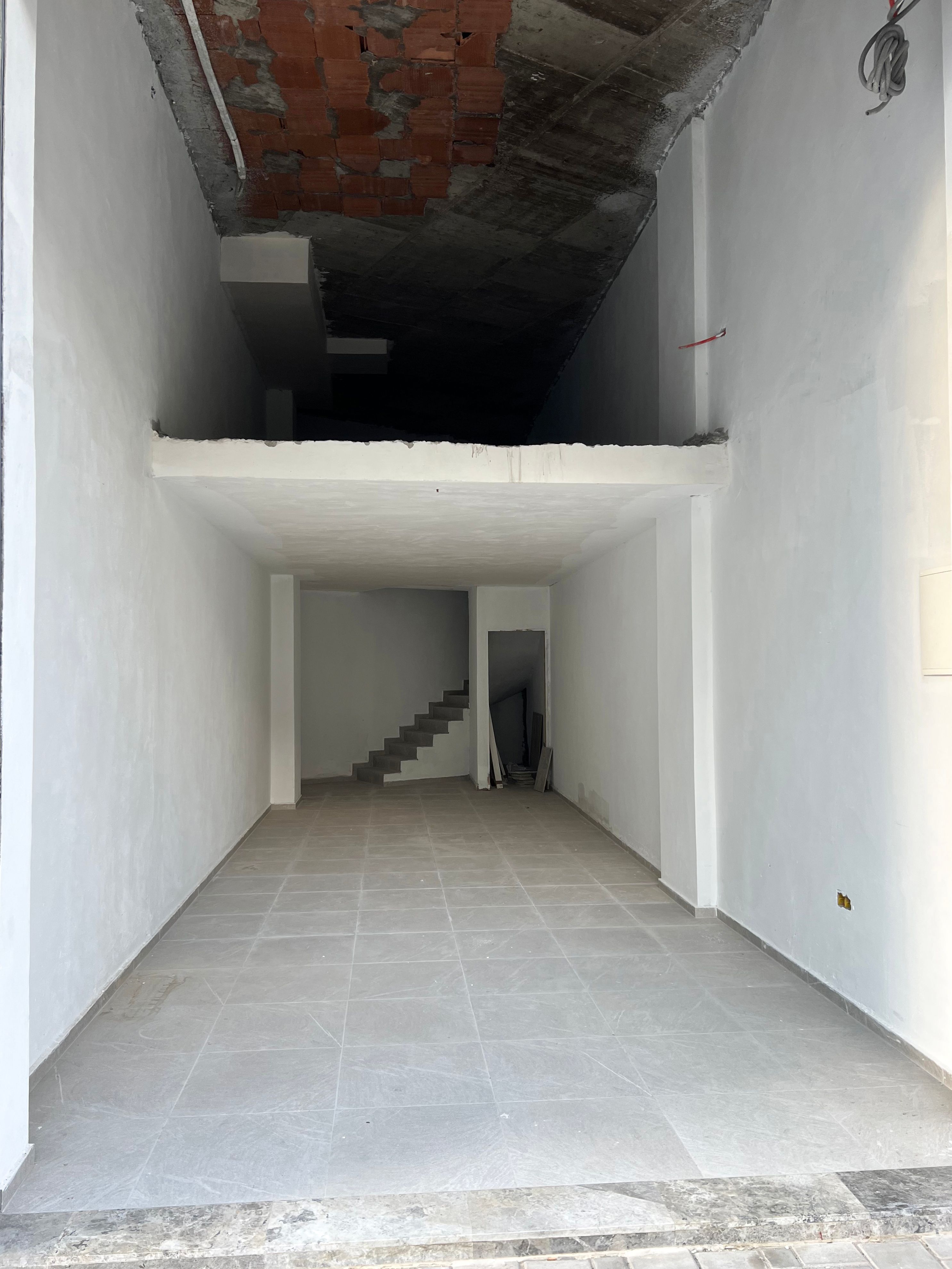 Local commercial — Casablanca — 5