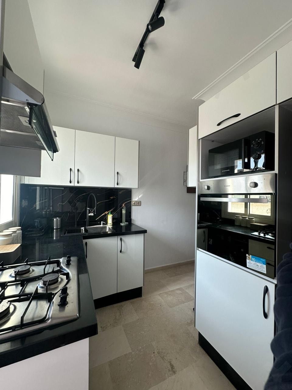 Appartement 77 m² à Hopitaux — 7