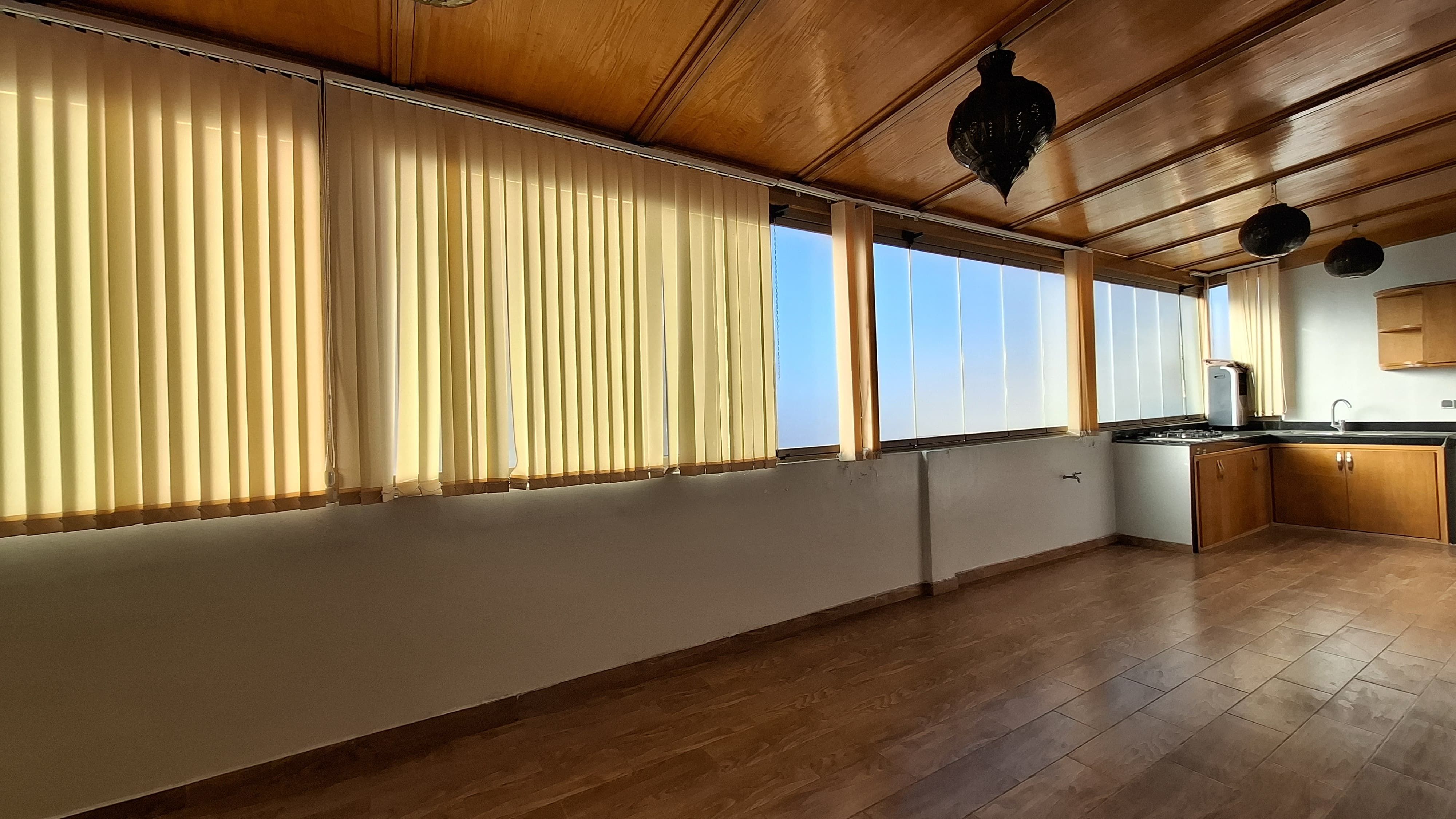 Appartement 1221 m² à La Gironde — 11