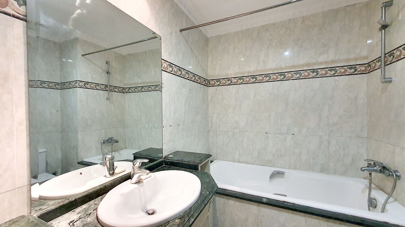 Appartement 166 m² f Racine — 10