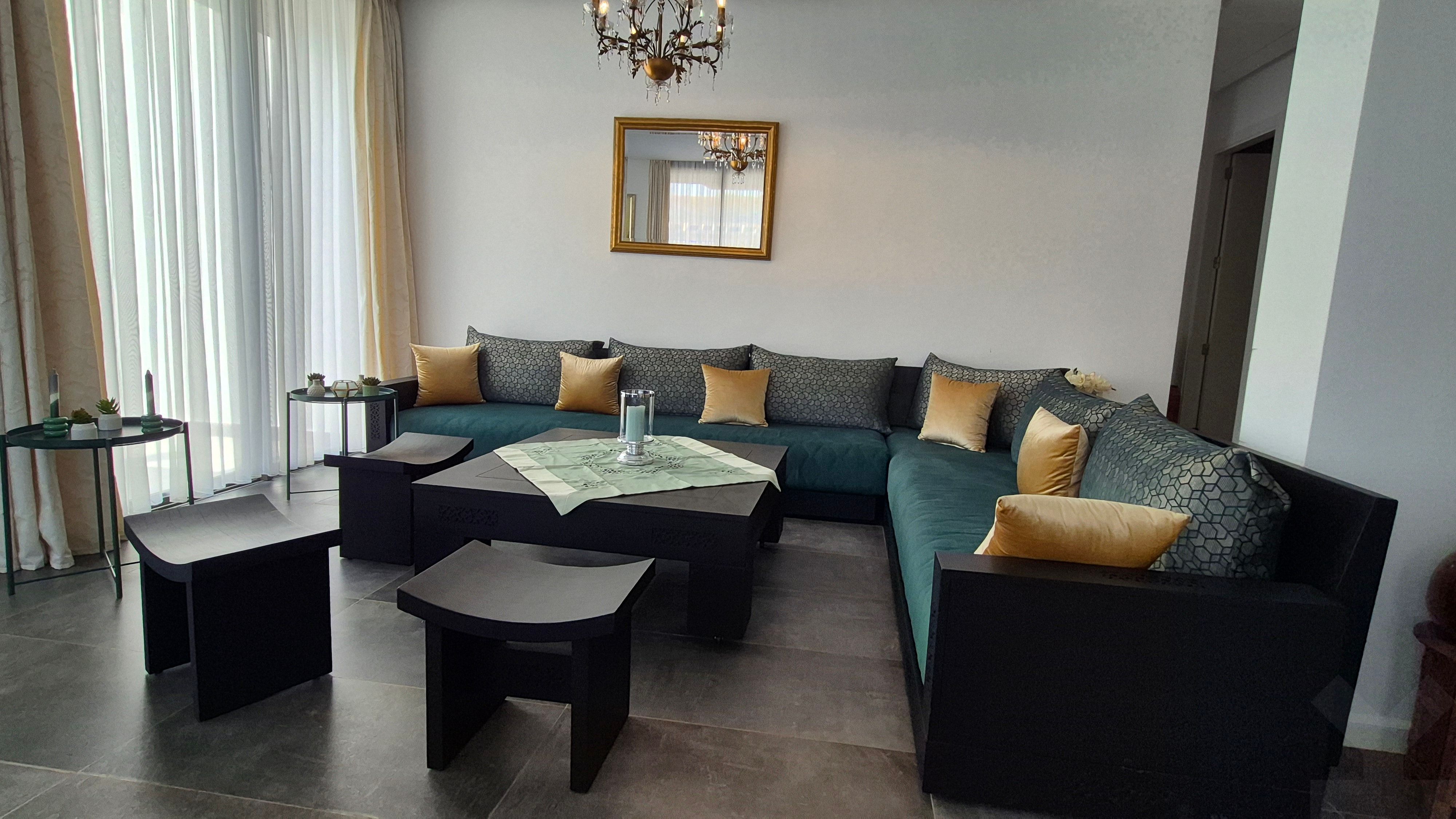 Appartement meublé 3 chambres  à louer de 197 m² — 3