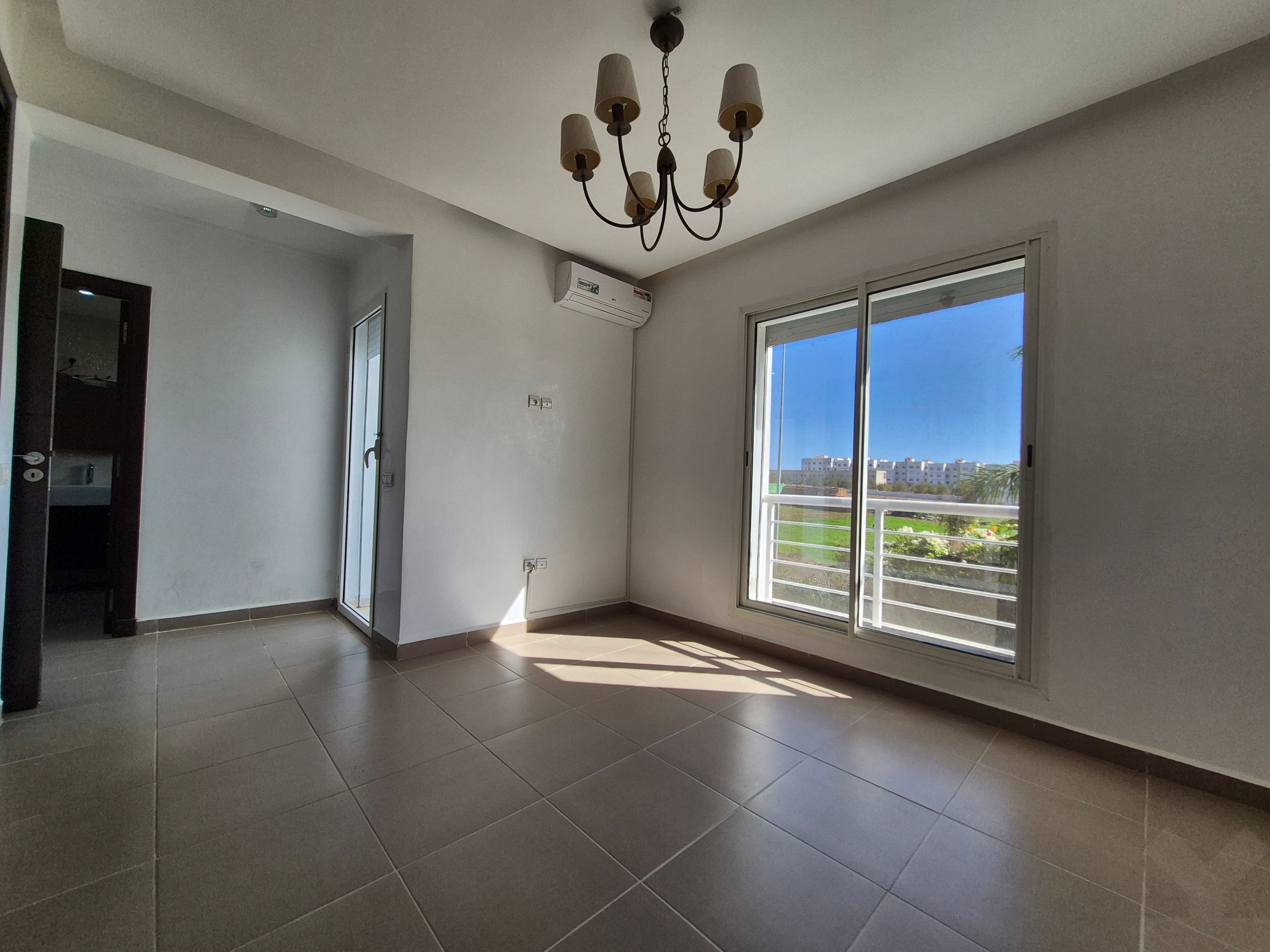 Villa à louer de 279 m² de terrain et 160 m² construits — 5