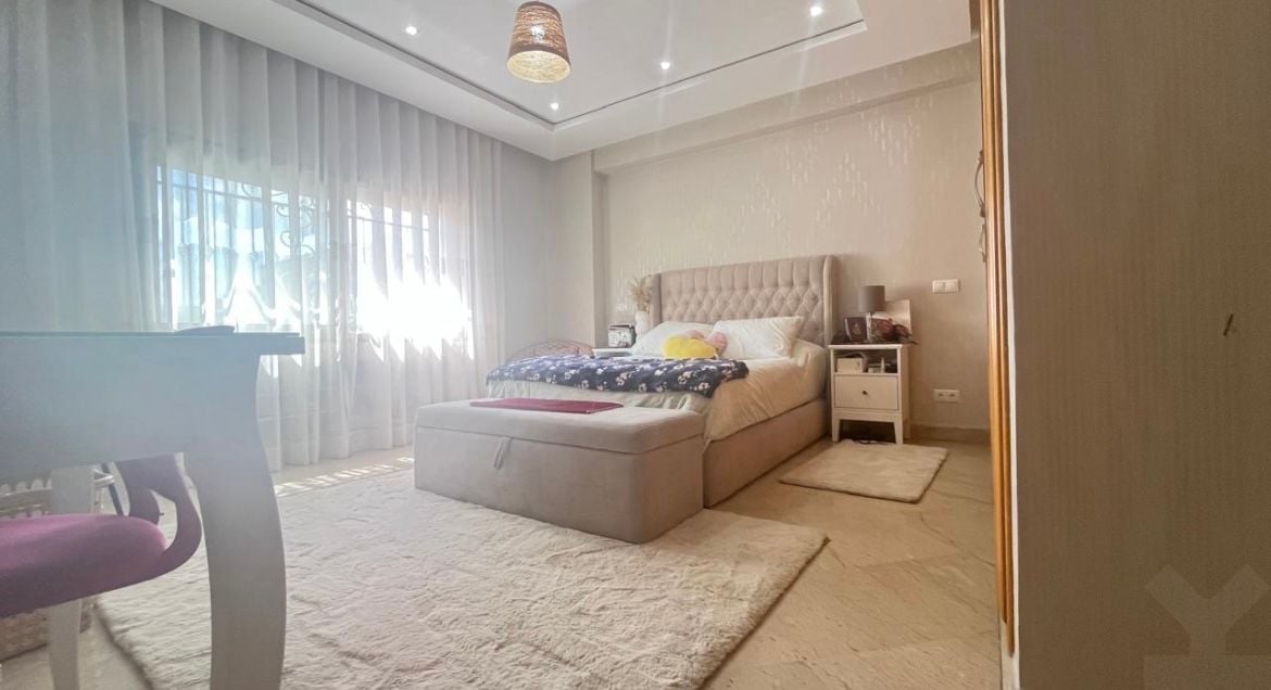 Villa — Casablanca