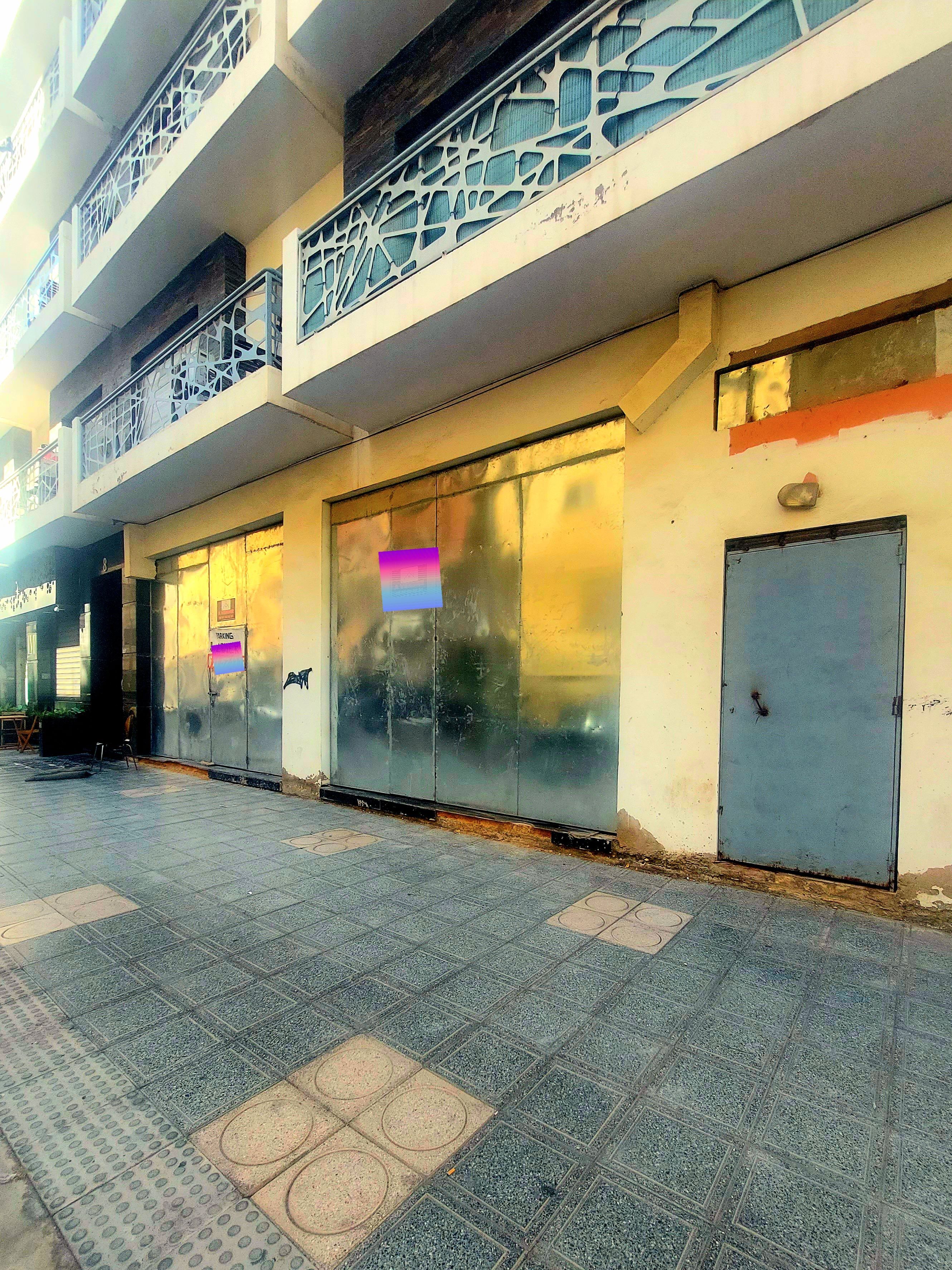 Local commercial — Casablanca — 2