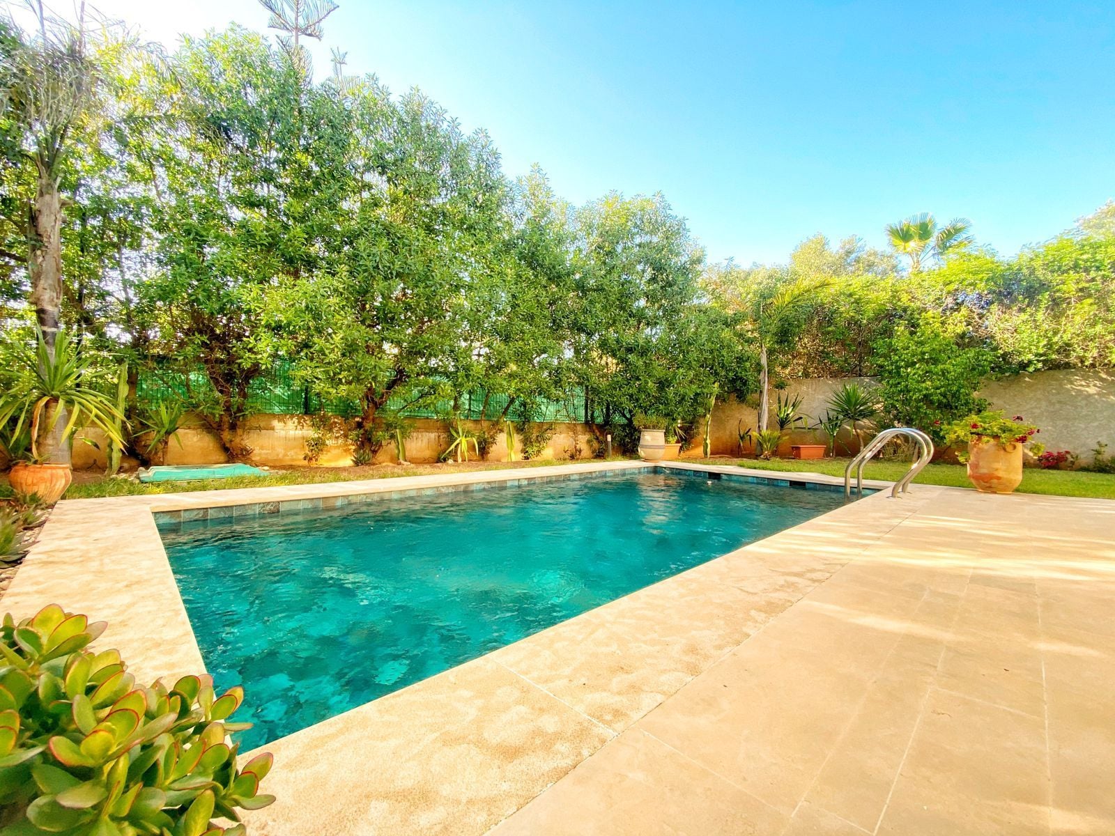 Villa 447 m² à Ville Verte — 10