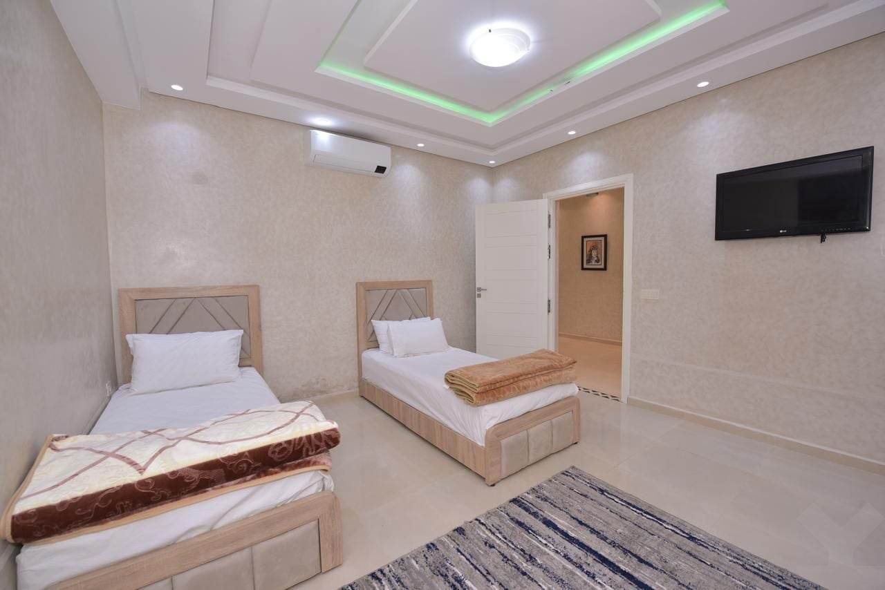 Villa 1281 m² à Route De Fes — 5