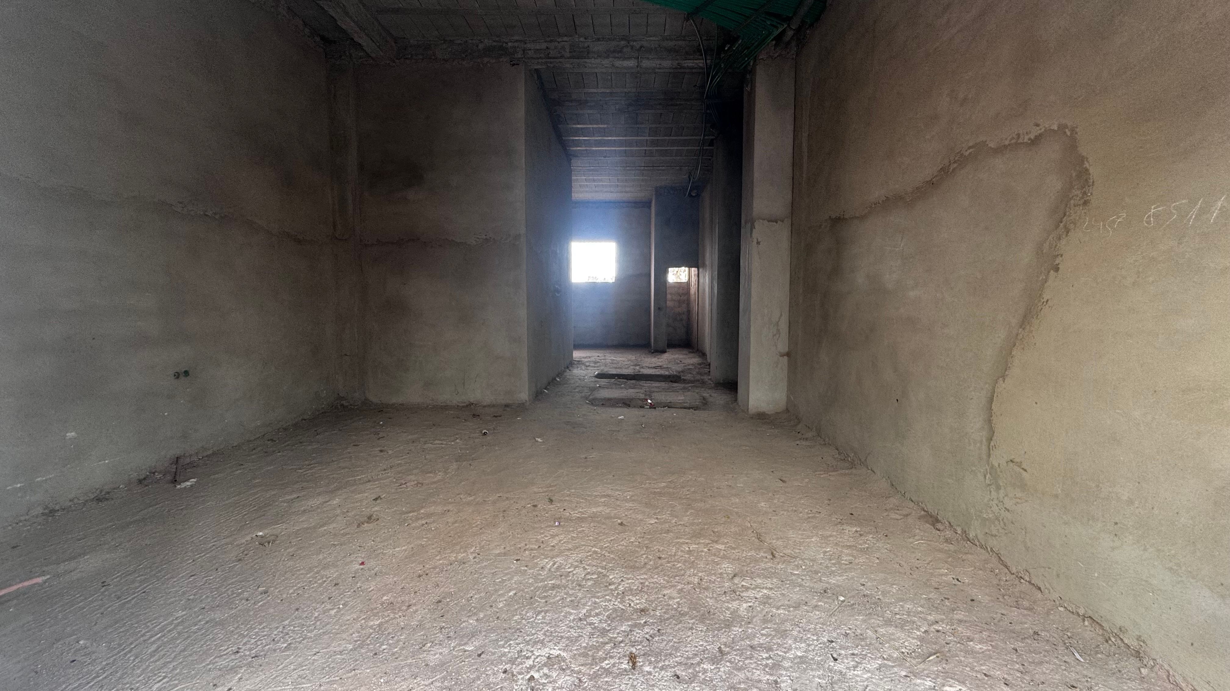 Local commercial — Dar Bouazza
