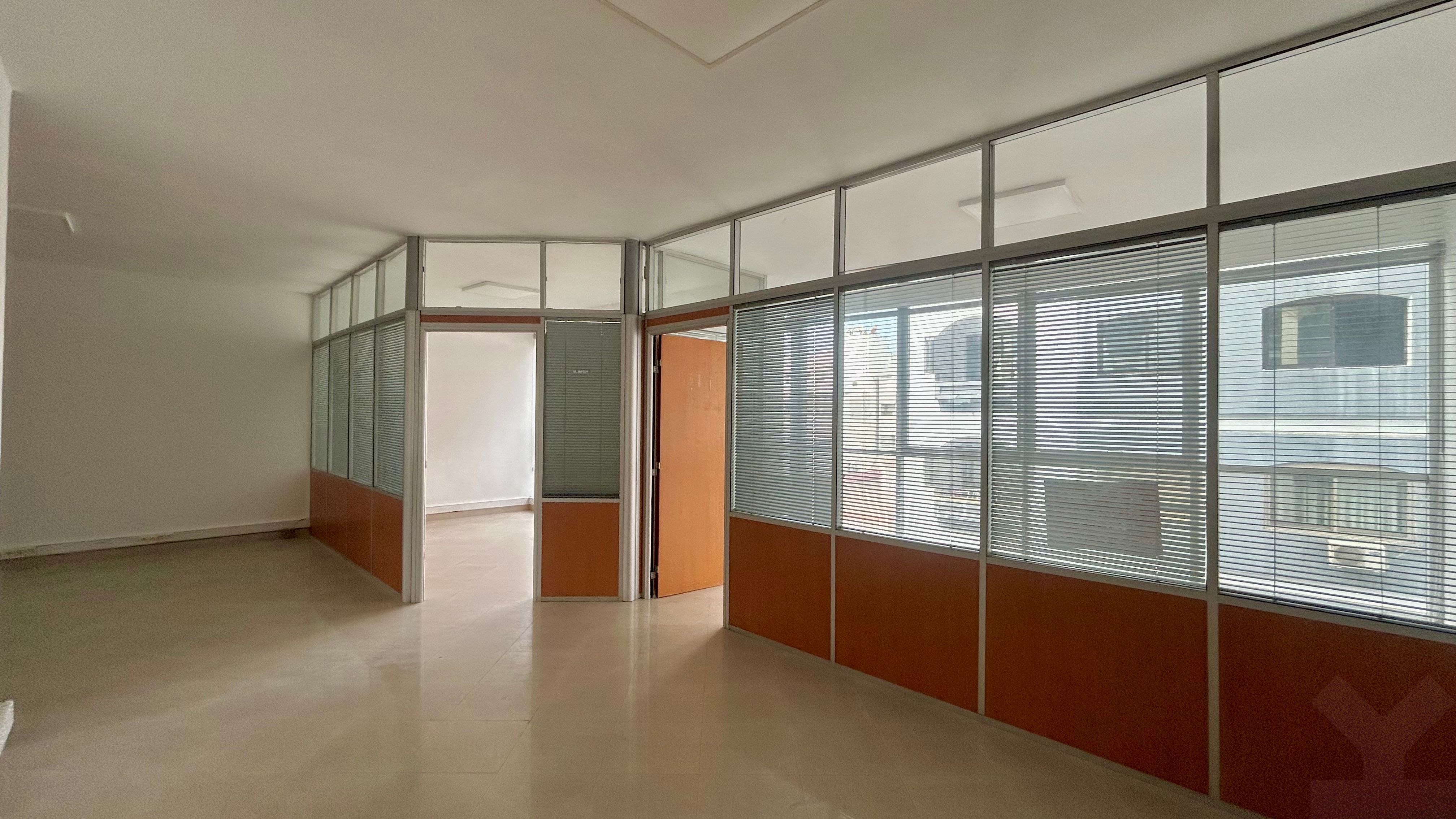 Bureau — Casablanca — 5