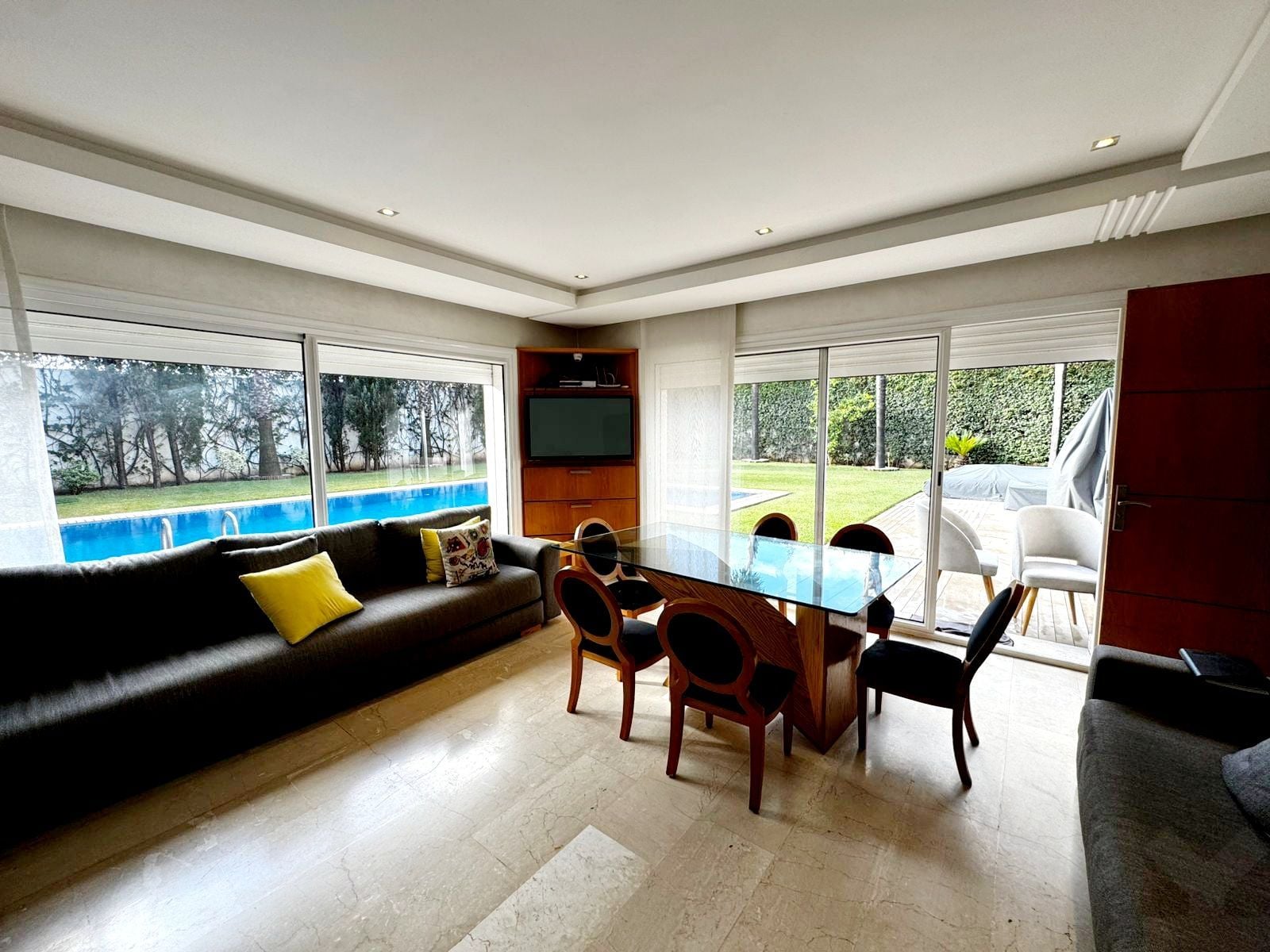 Villa — Bouskoura