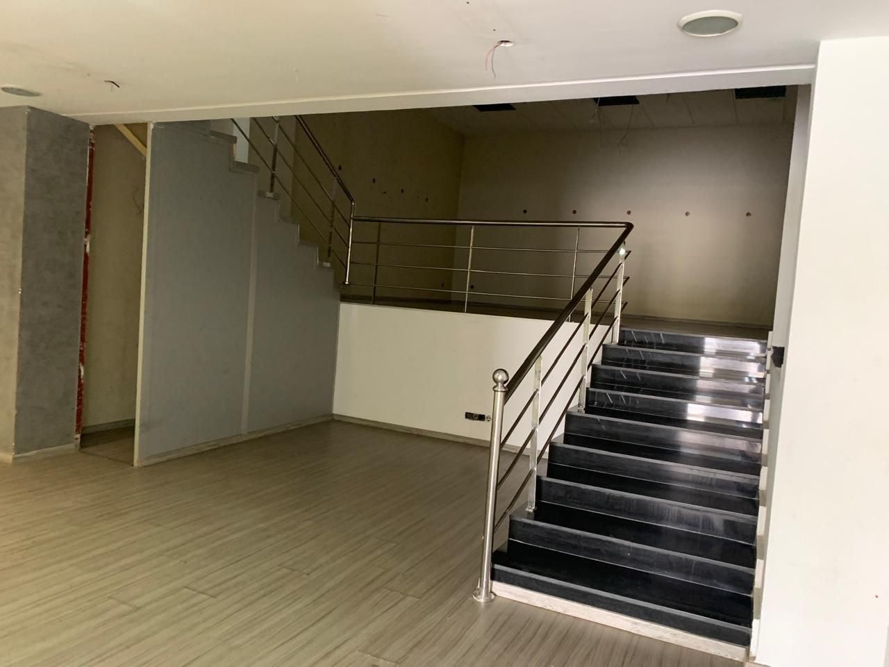 Local commercial 176 m² à Gueliz — 13