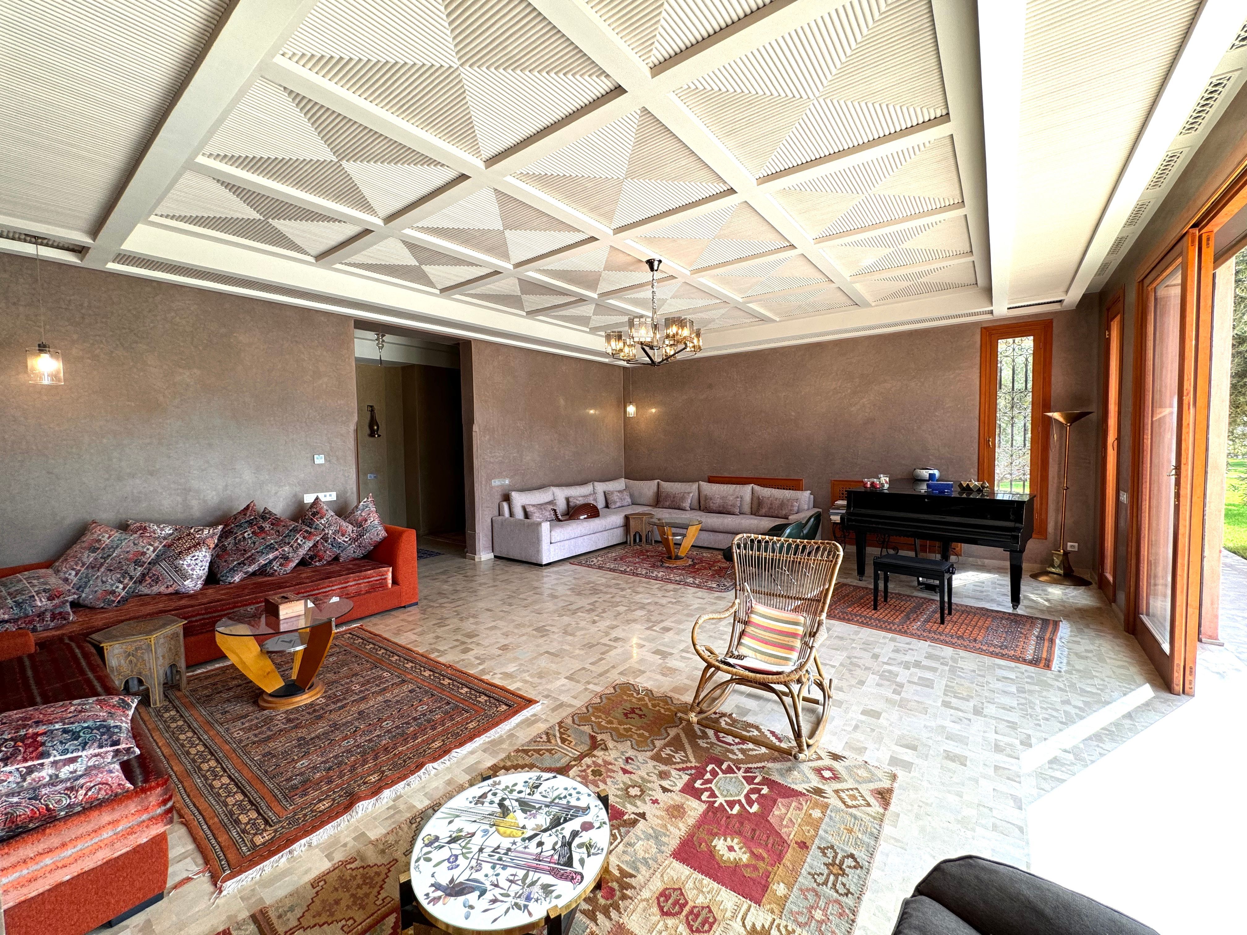 Villa 10000 m² à Route De L'Ourika (Sidi Abdellah Ghiat) — 10