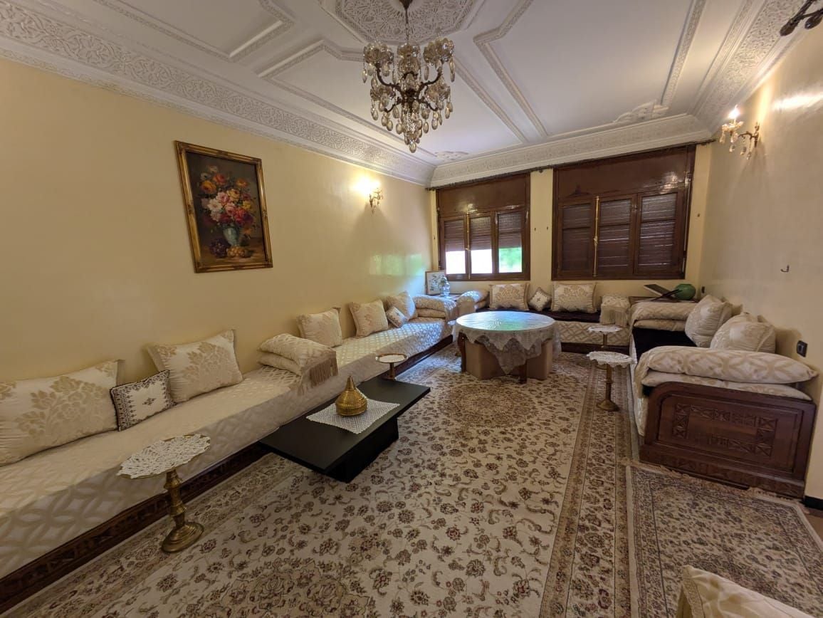 Villa 200 m² à Daoudiat — 2