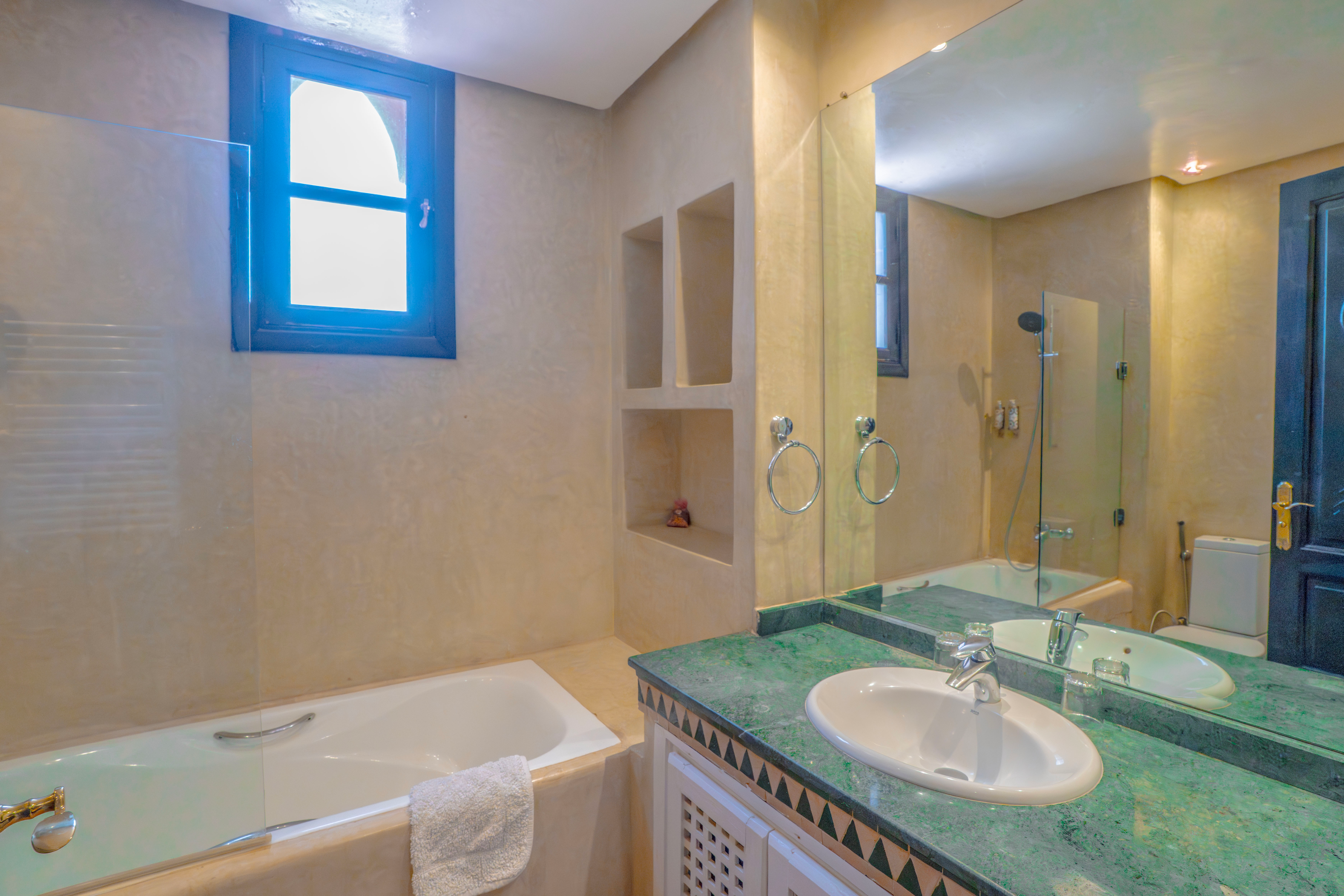 Villa 1800 m² à Ouled Jelal — 40