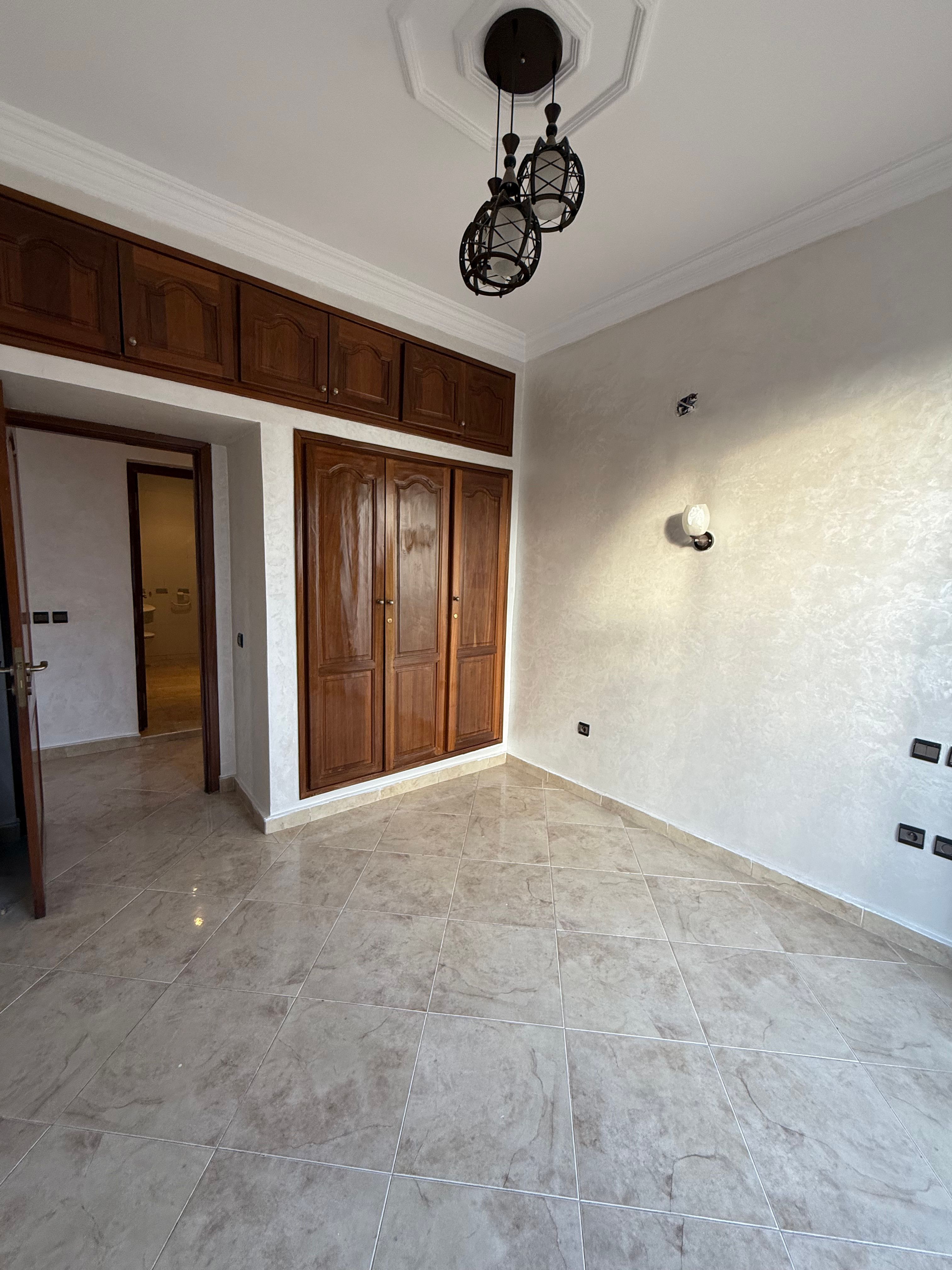 Villa 400 m² à Targa — 14