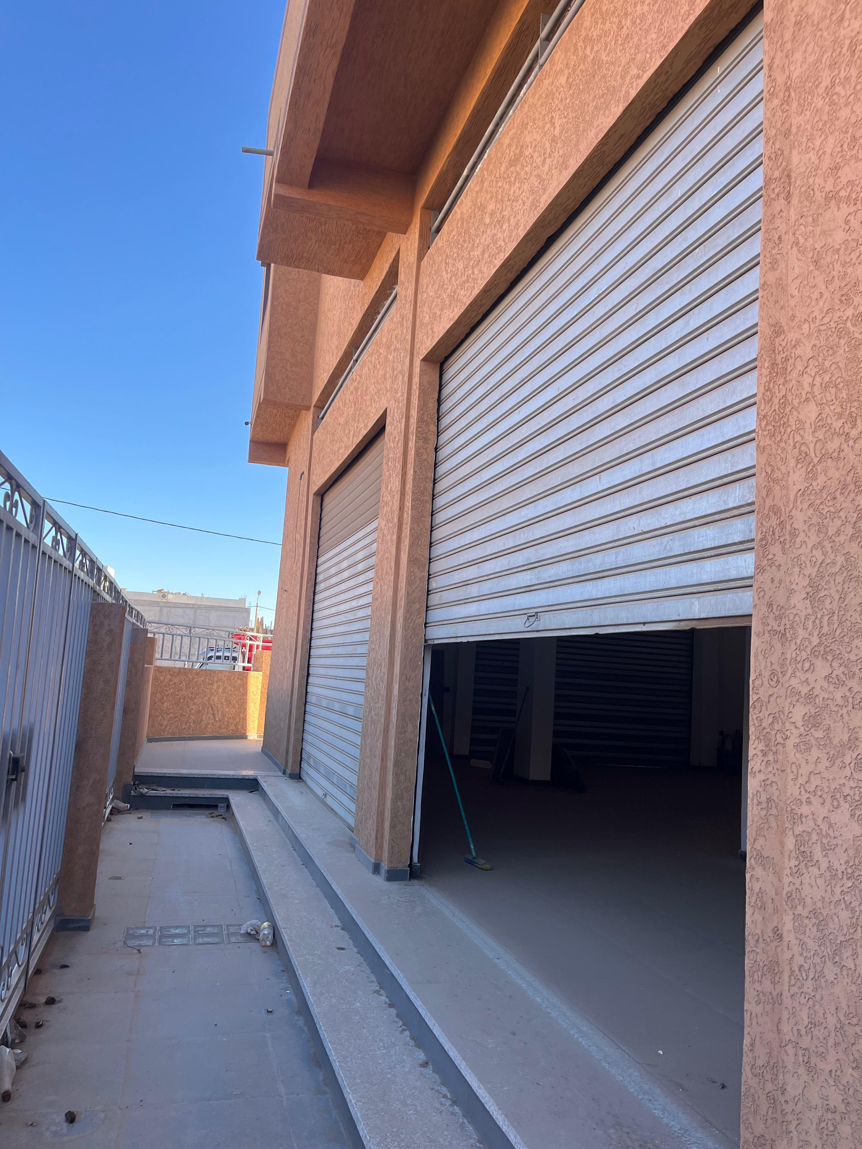 Local commercial 500 m² à Azzouzia — 2