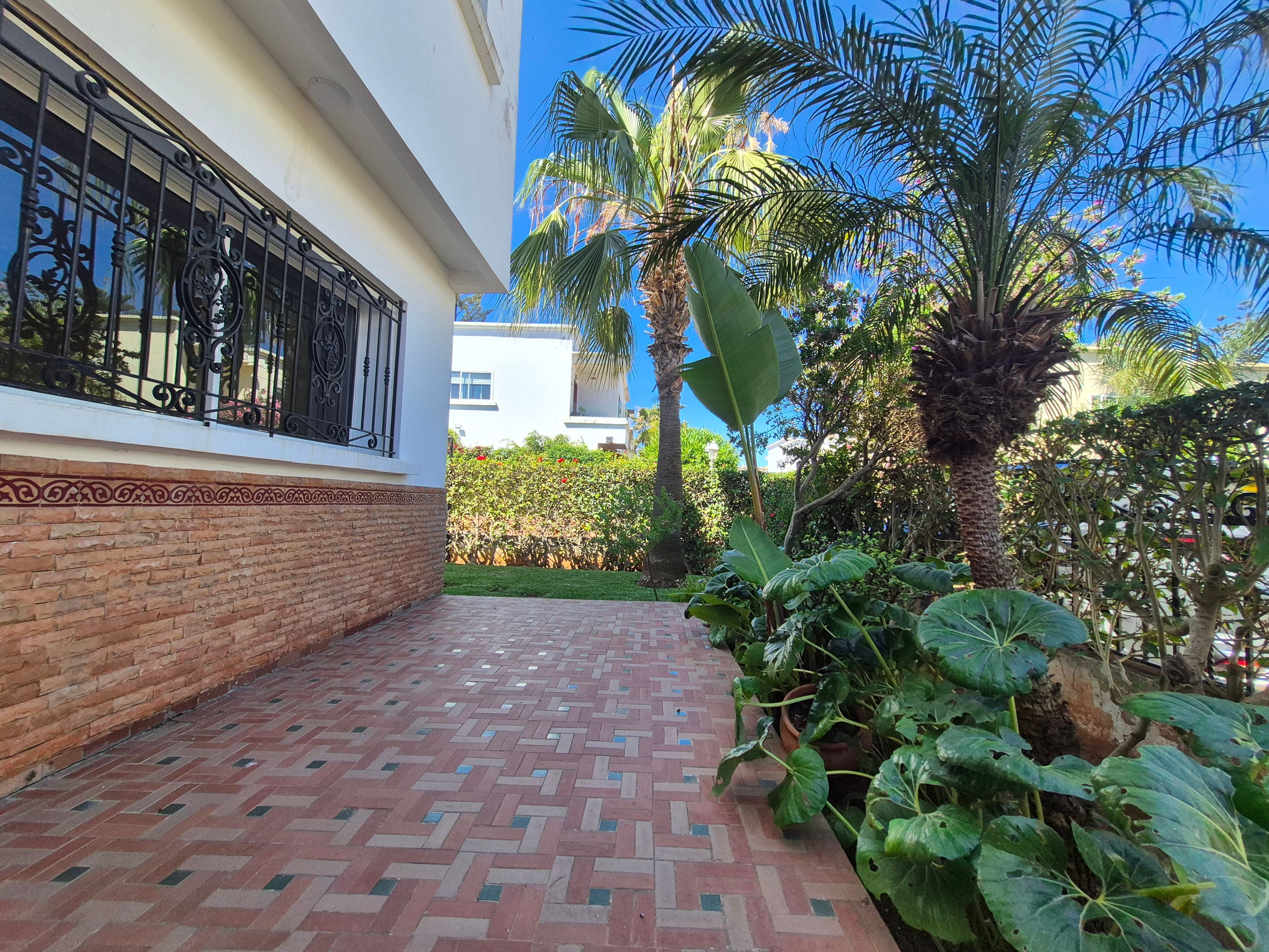 Villa 200 m² f La Colline — 16