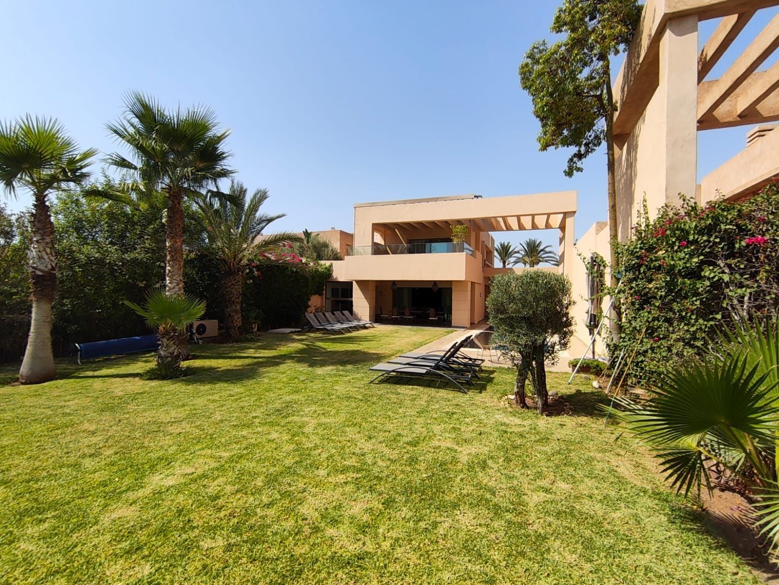 Villa 525 m² à Hivernage — 28