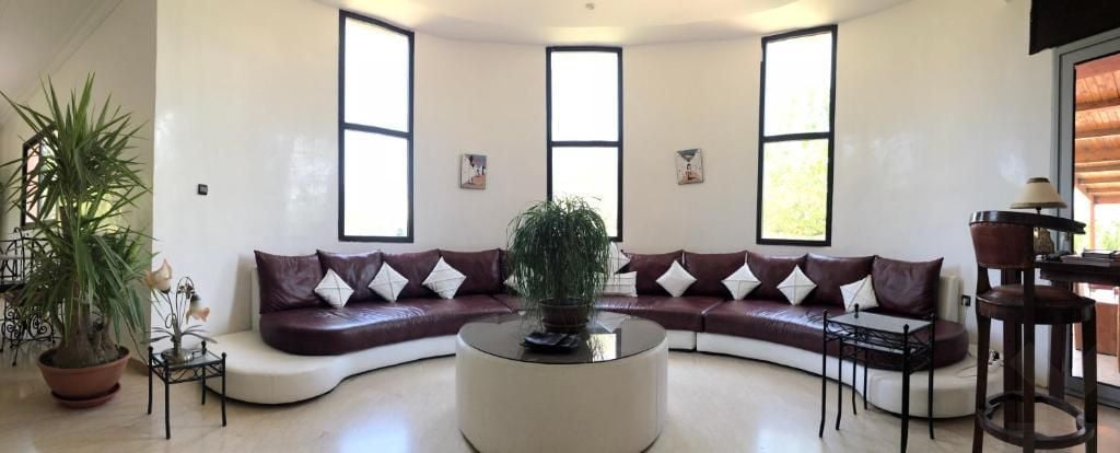 Riad 4500 m² à Bouskoura — 11