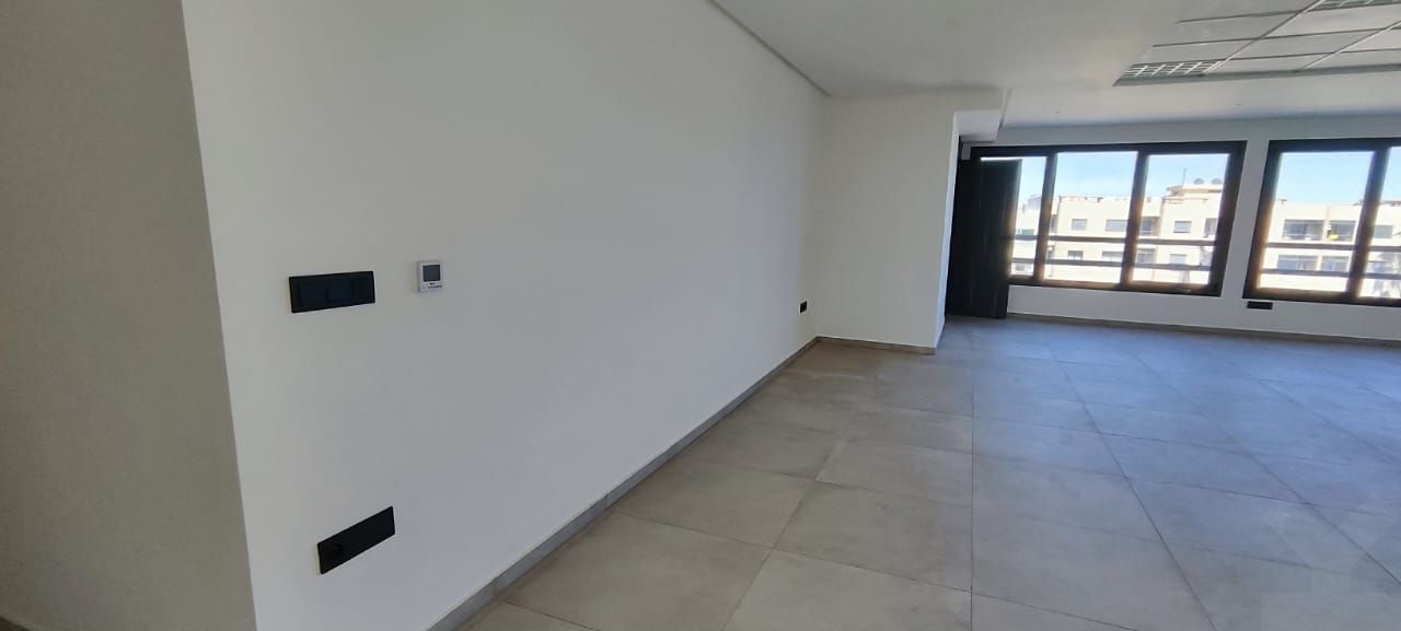 Bureau 123 m² f Bas Agdal — 7