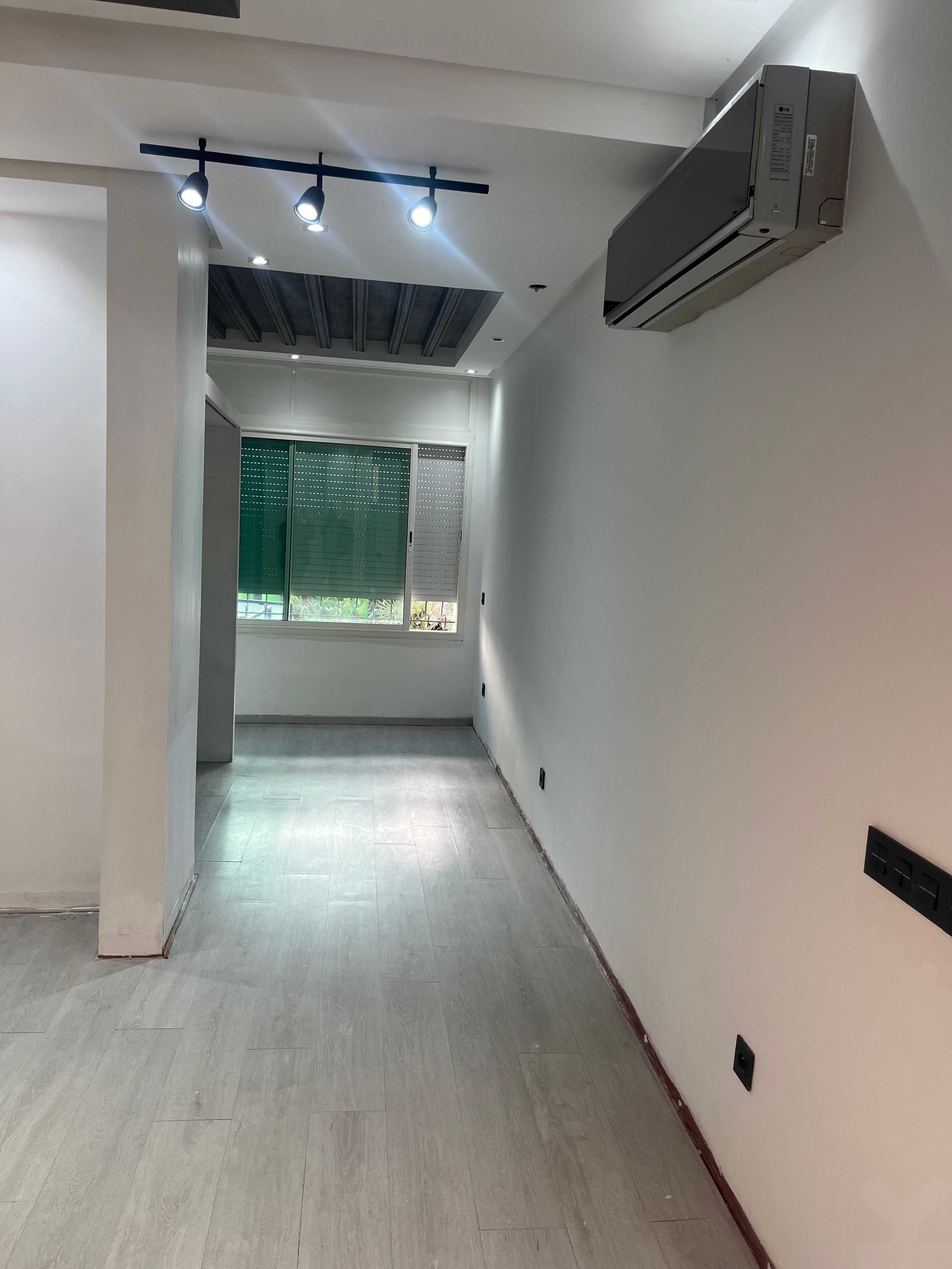 Local commercial 125 m² à Hassan — 9
