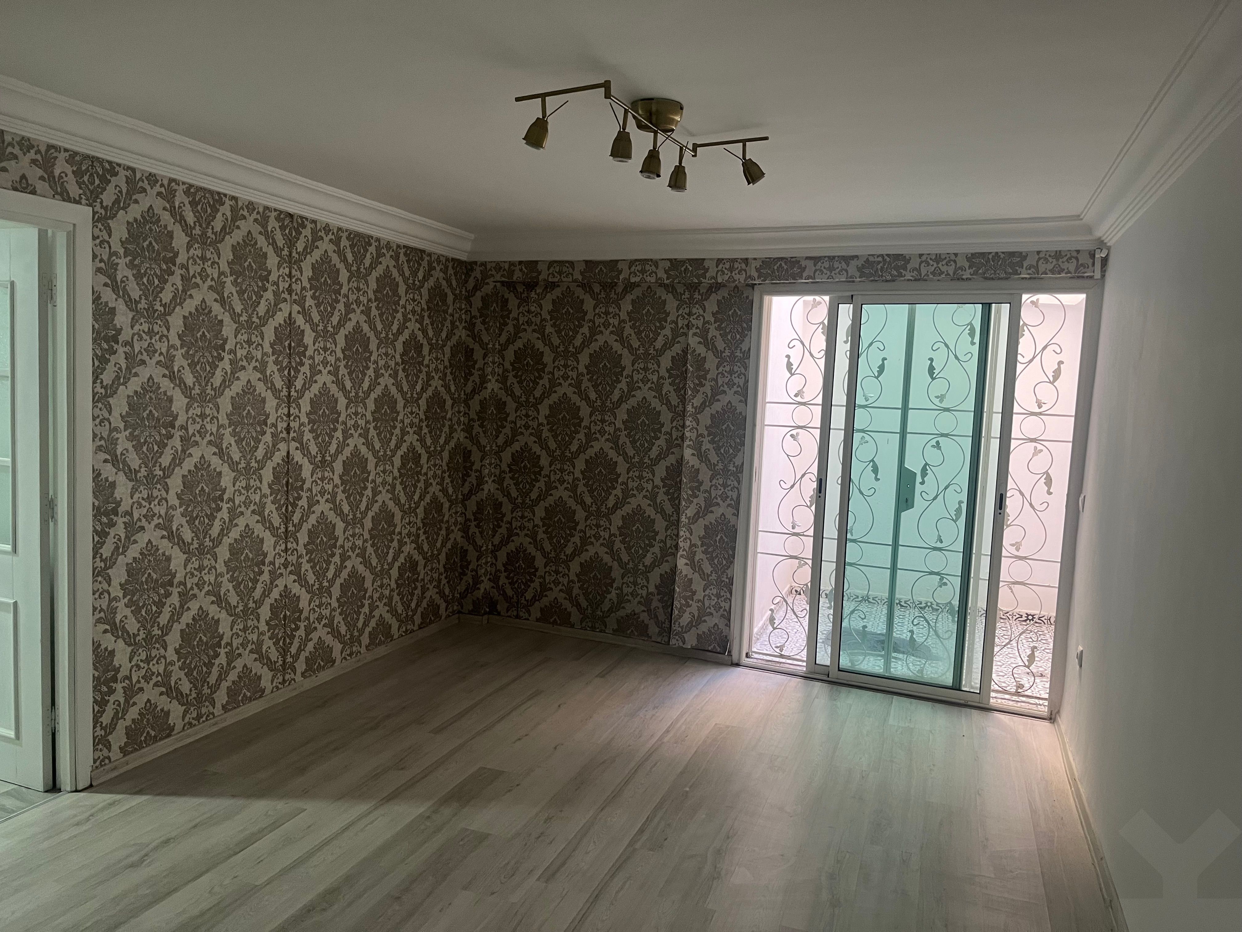 Local commercial 125 m² à Hassan — 12