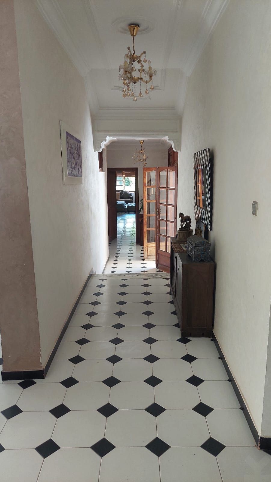 Villa 1797 m² à Souissi — 27