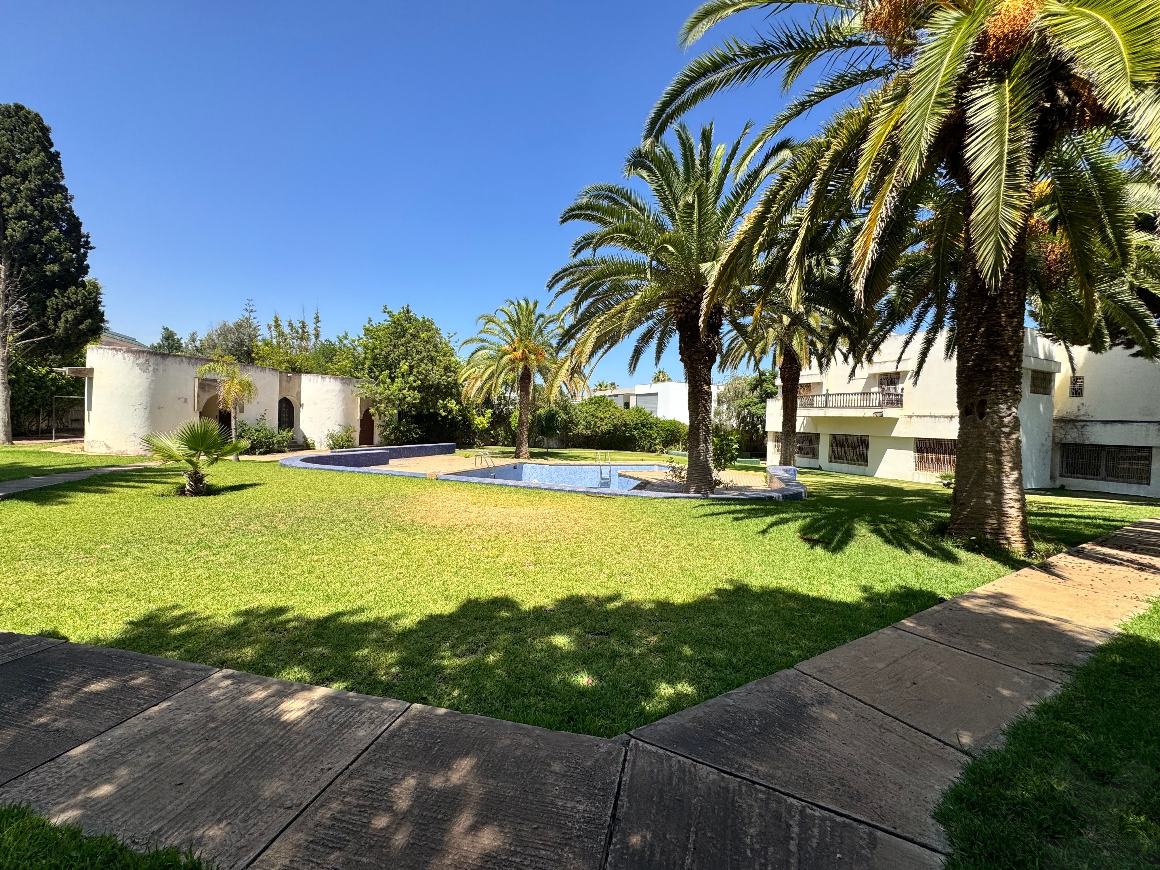 Villa 600 m² à Souissi — 7