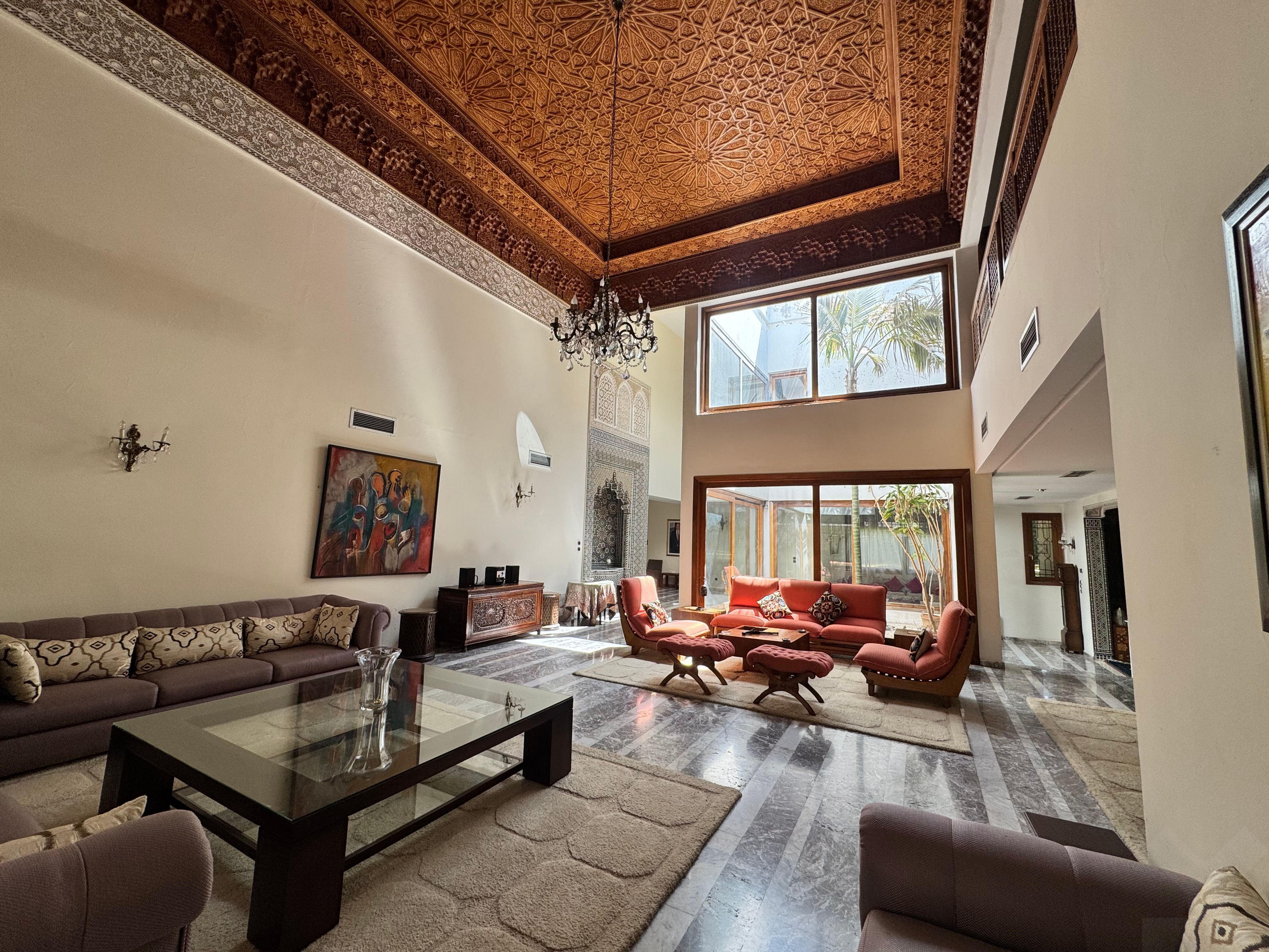 Villa 600 m² à Souissi — 9