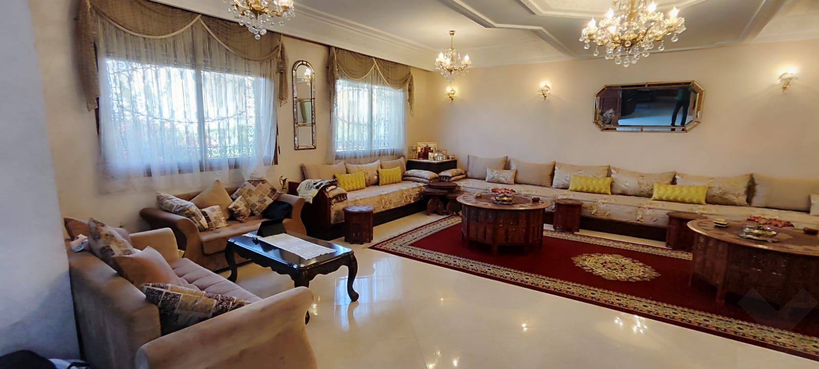 فيلا 365 م² في Bettana — 5