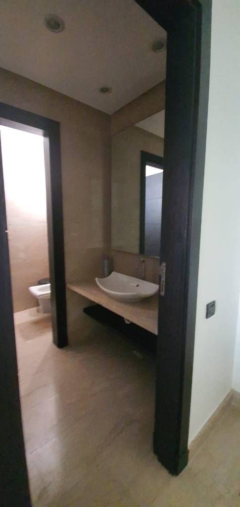 Villa 645 m² f Plage De Skhirate — 10
