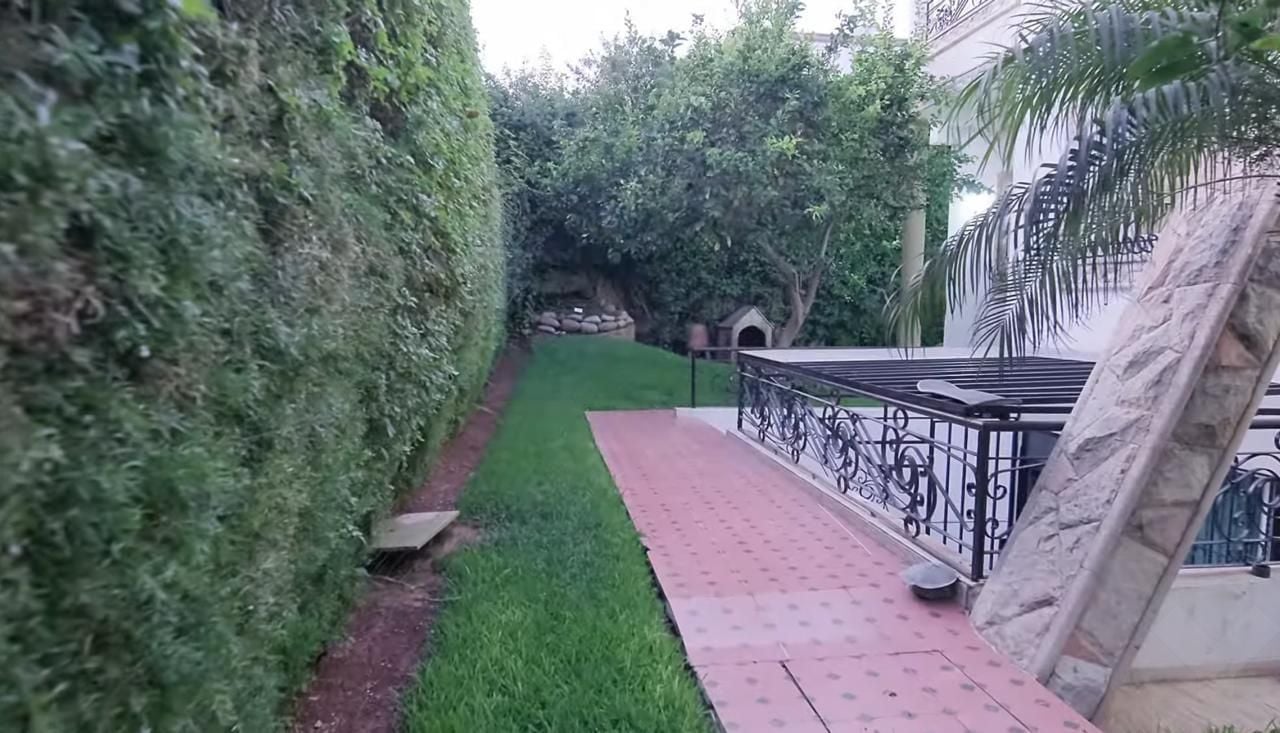 Villa — Harhoura