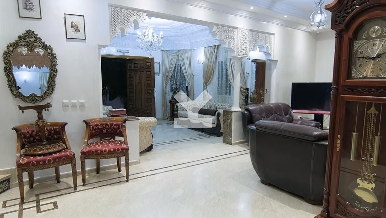 Villa 625 m² à Lotissement Bethouven — 15